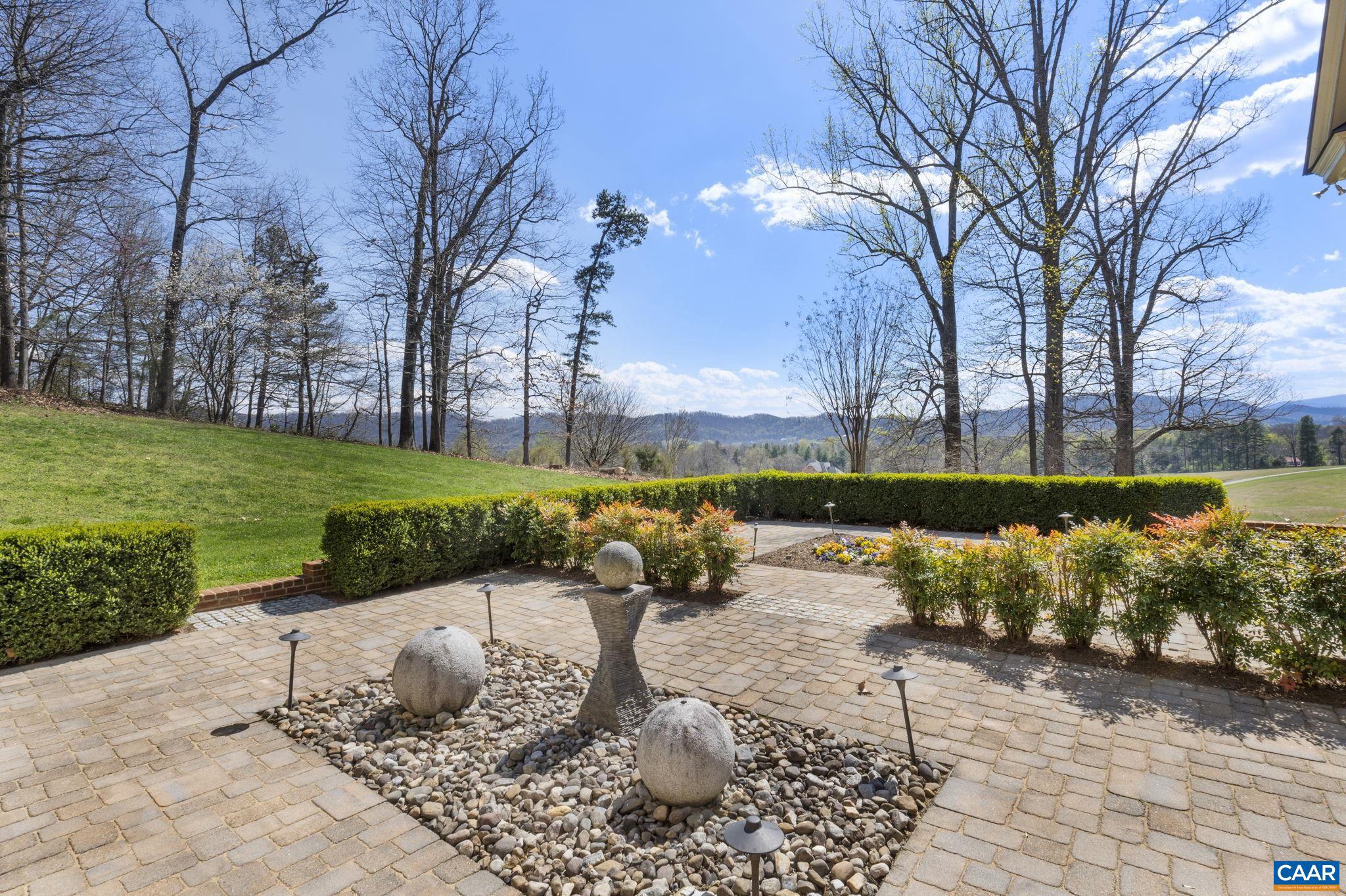 BLUE SPRINGS FARM - Residential