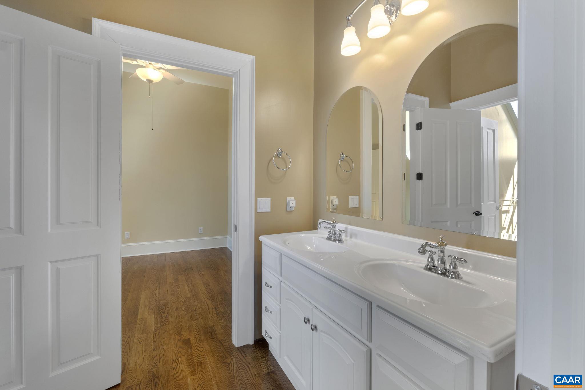 BLUE SPRINGS FARM - Residential