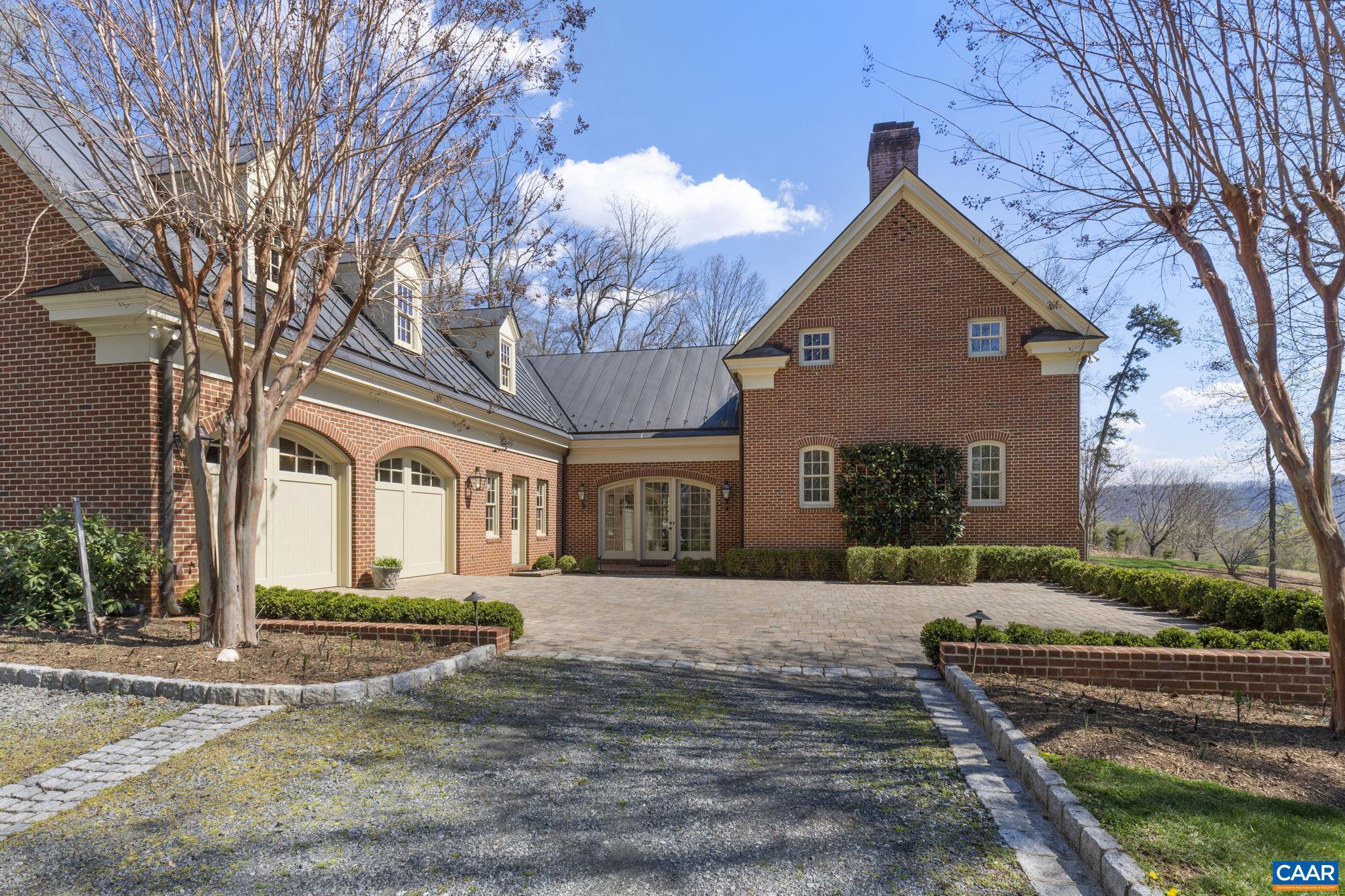 BLUE SPRINGS FARM - Residential