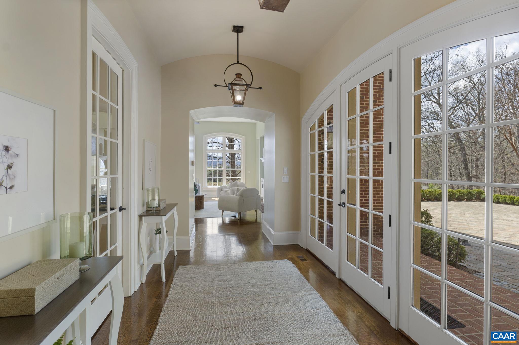 BLUE SPRINGS FARM - Residential