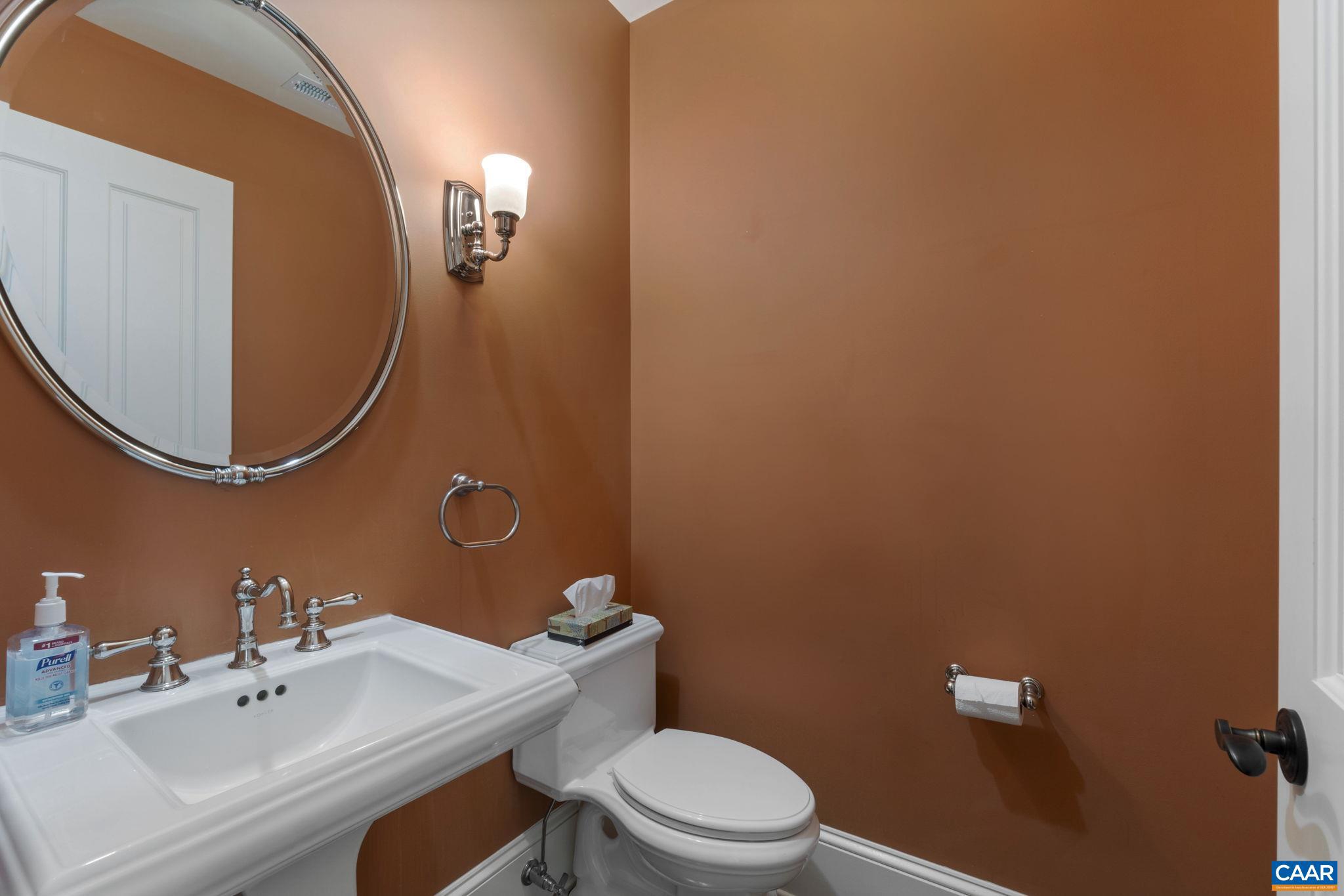 BLUE SPRINGS FARM - Residential