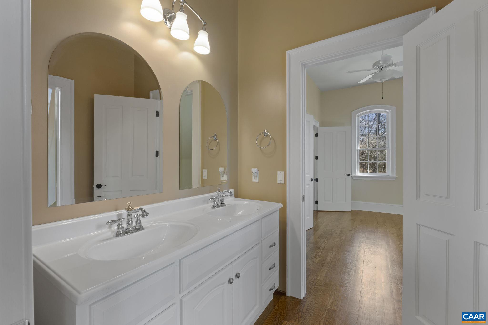 BLUE SPRINGS FARM - Residential