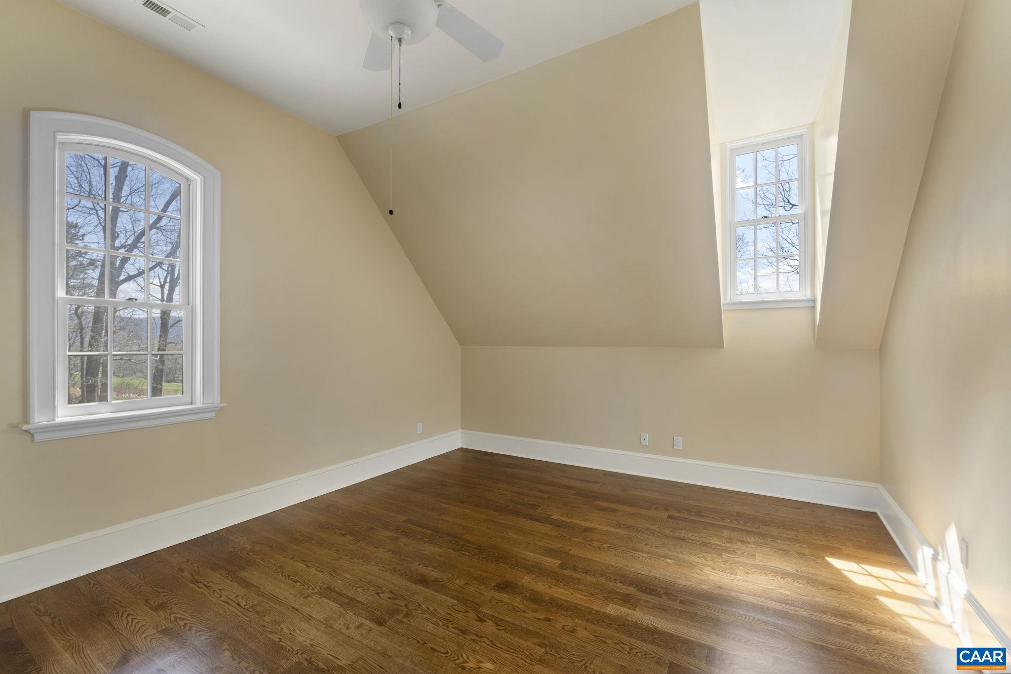 BLUE SPRINGS FARM - Residential