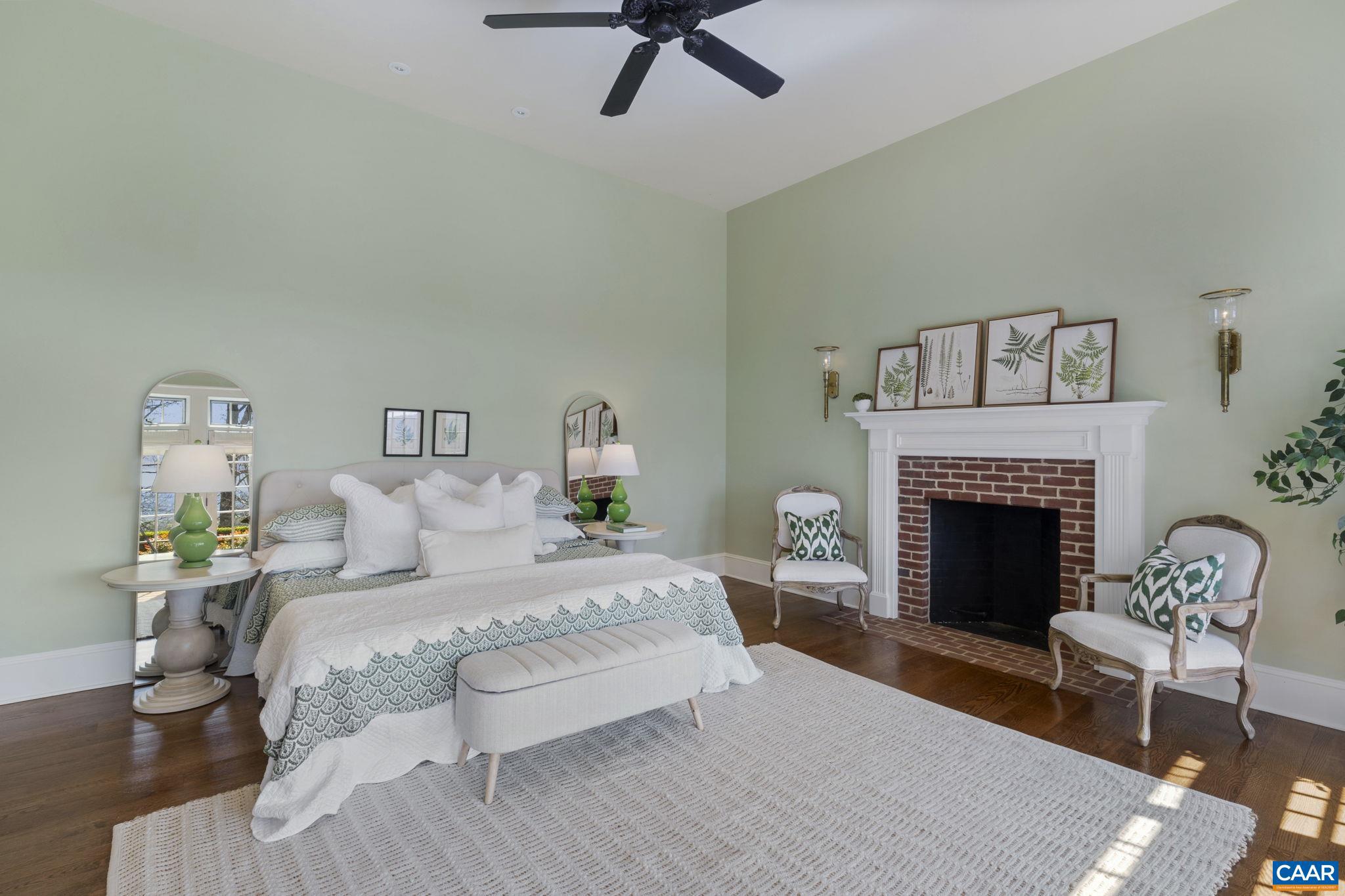 BLUE SPRINGS FARM - Residential