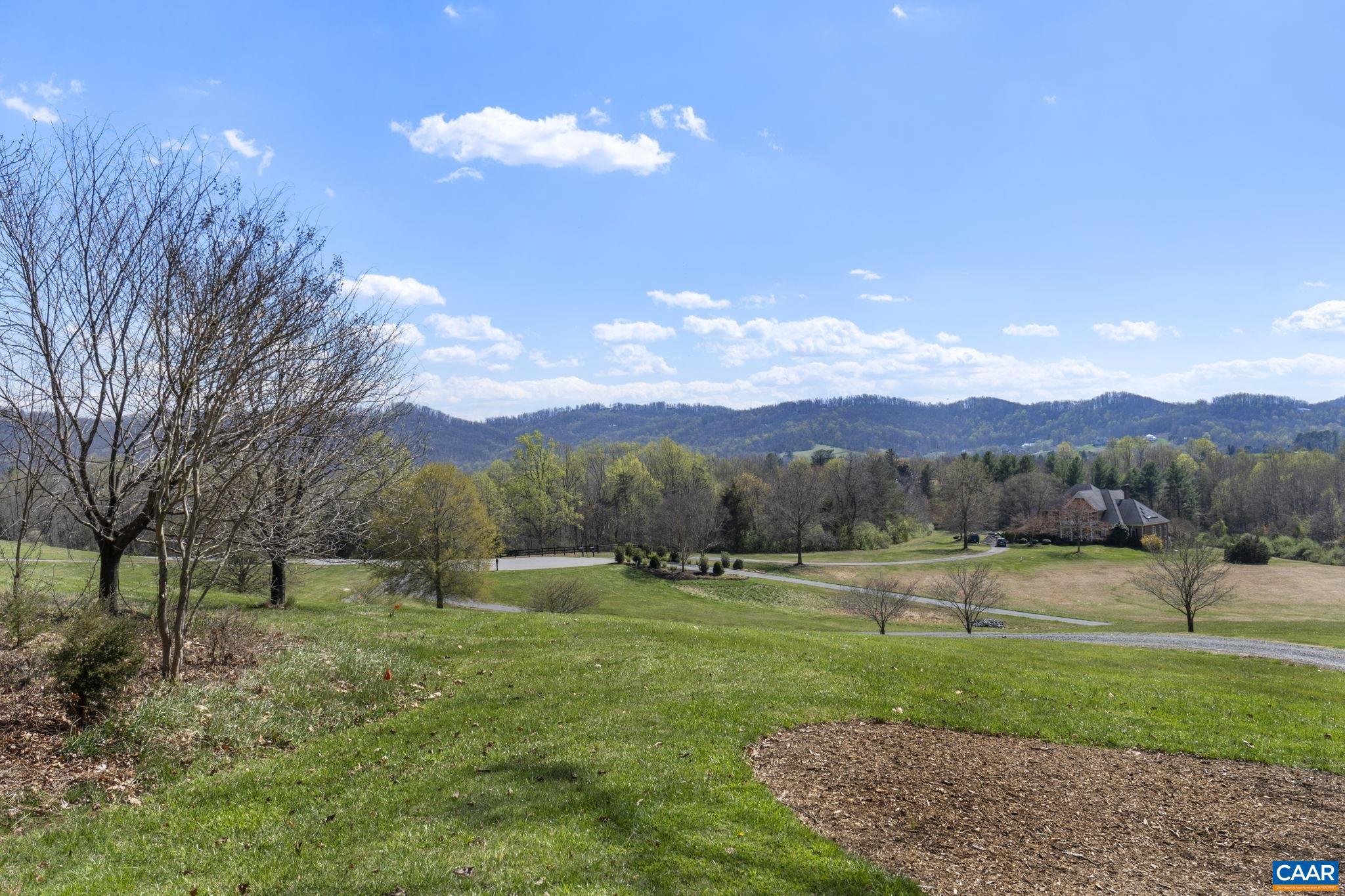 BLUE SPRINGS FARM - Residential