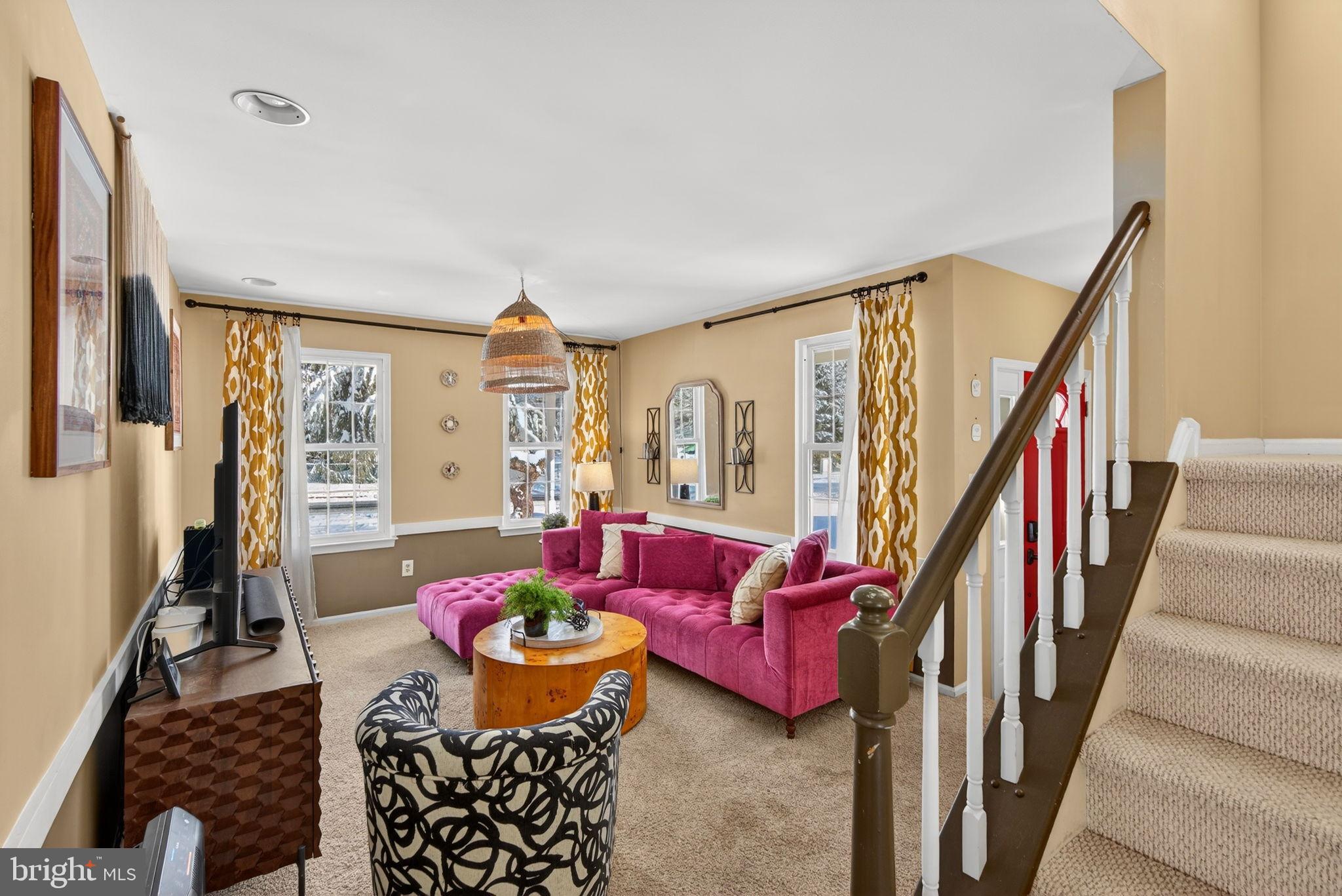 COUNTRY BEND - Residential