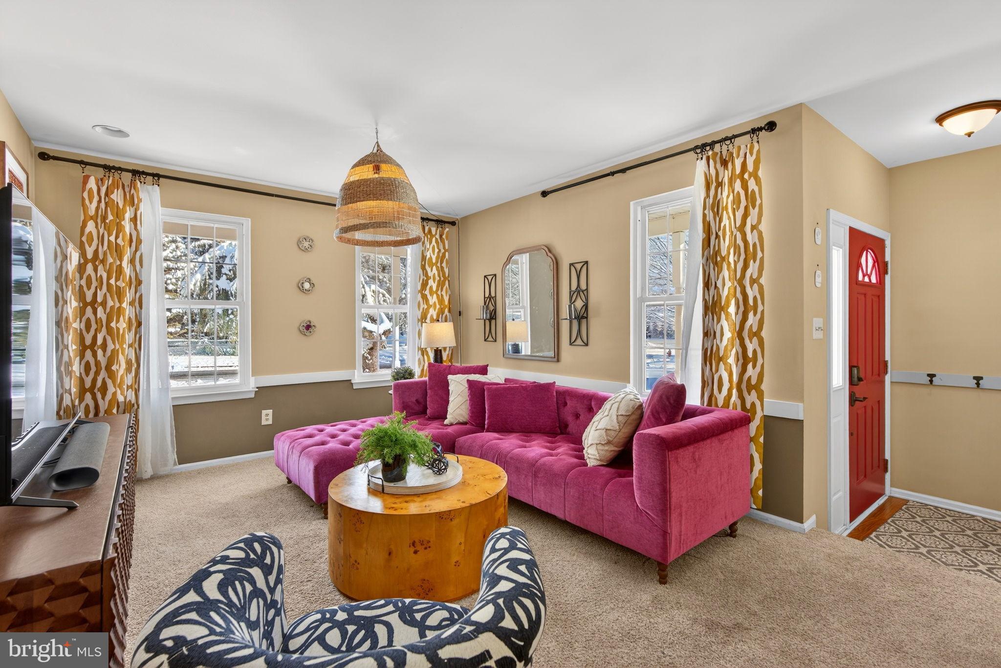 COUNTRY BEND - Residential