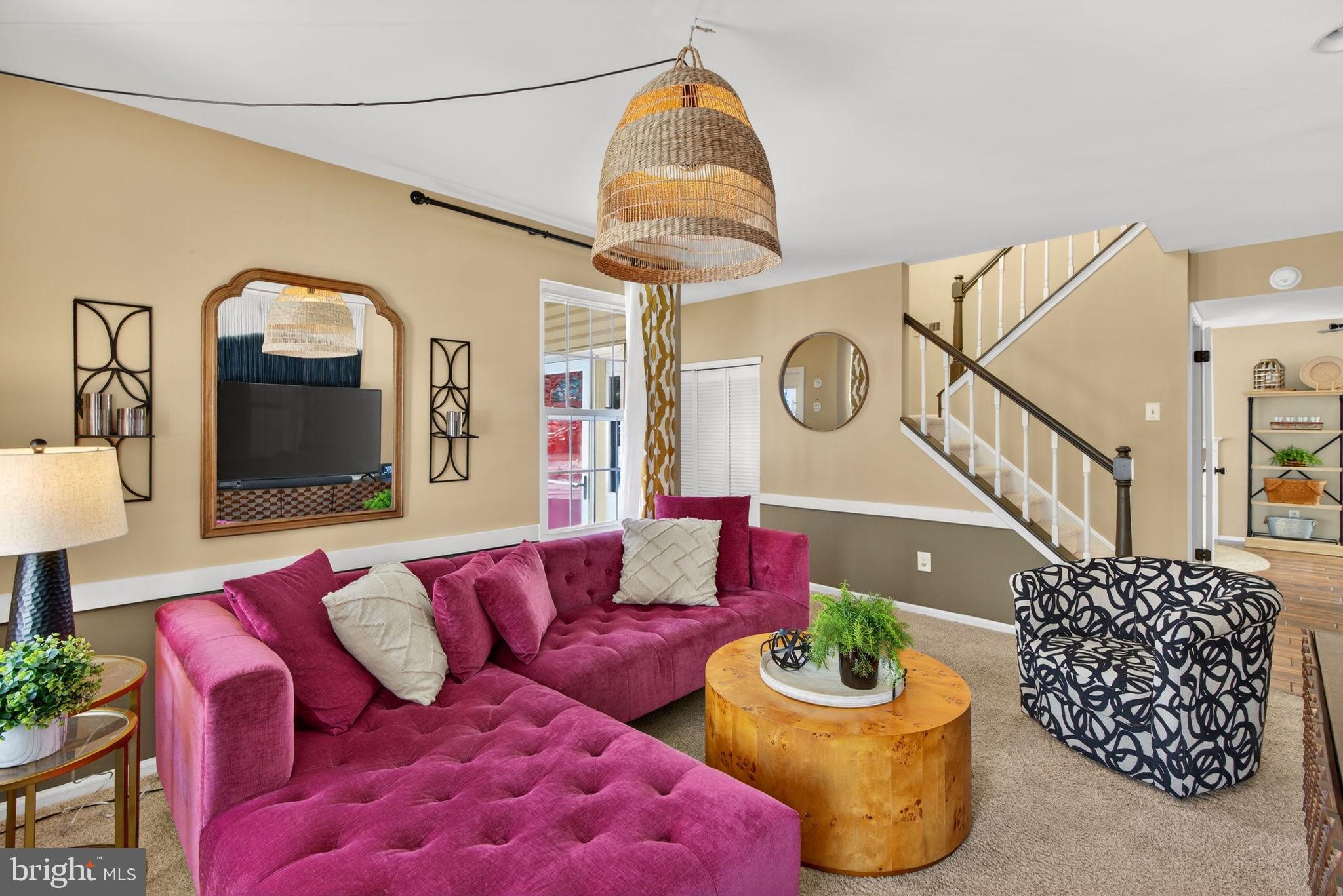 COUNTRY BEND - Residential