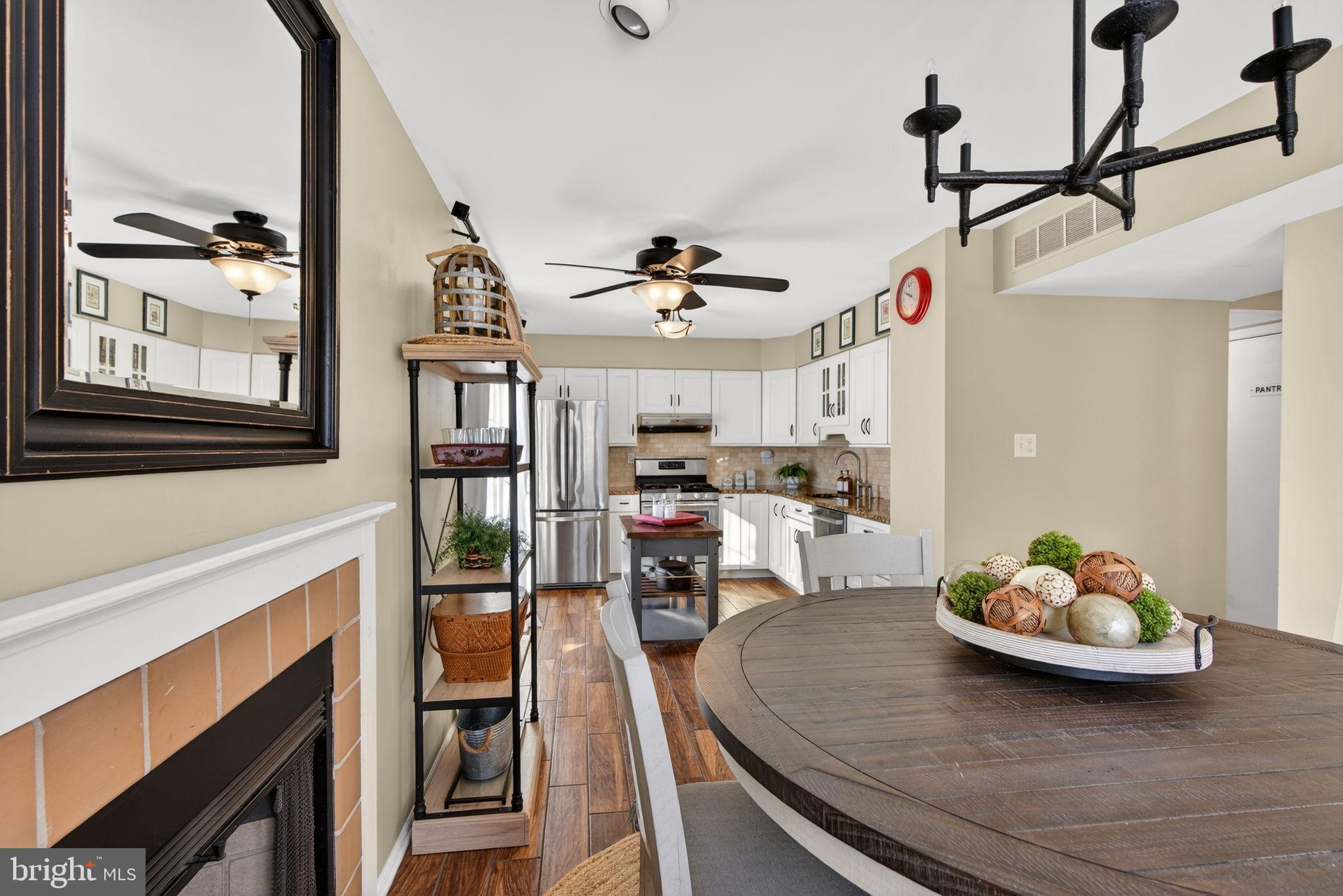 COUNTRY BEND - Residential