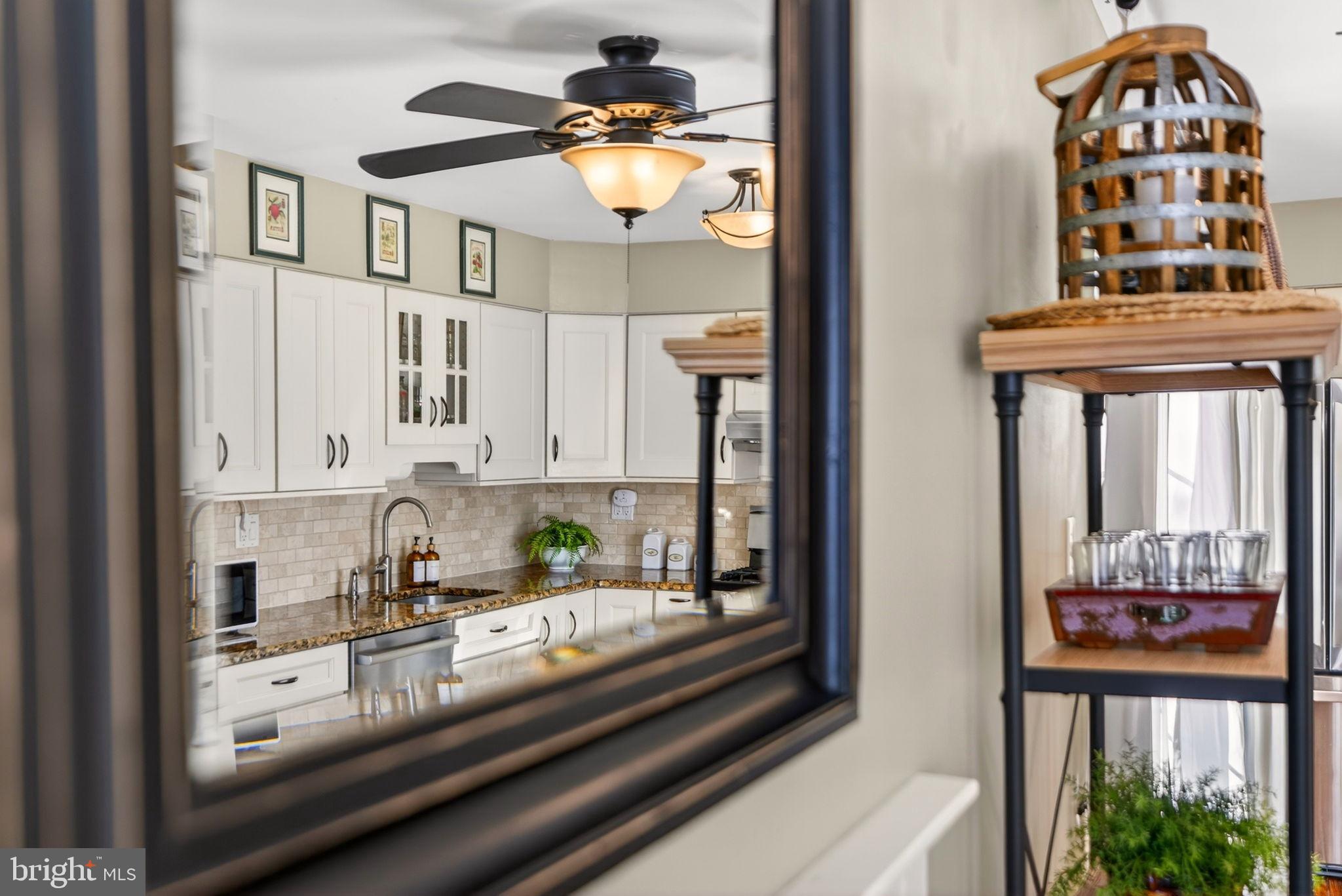 COUNTRY BEND - Residential