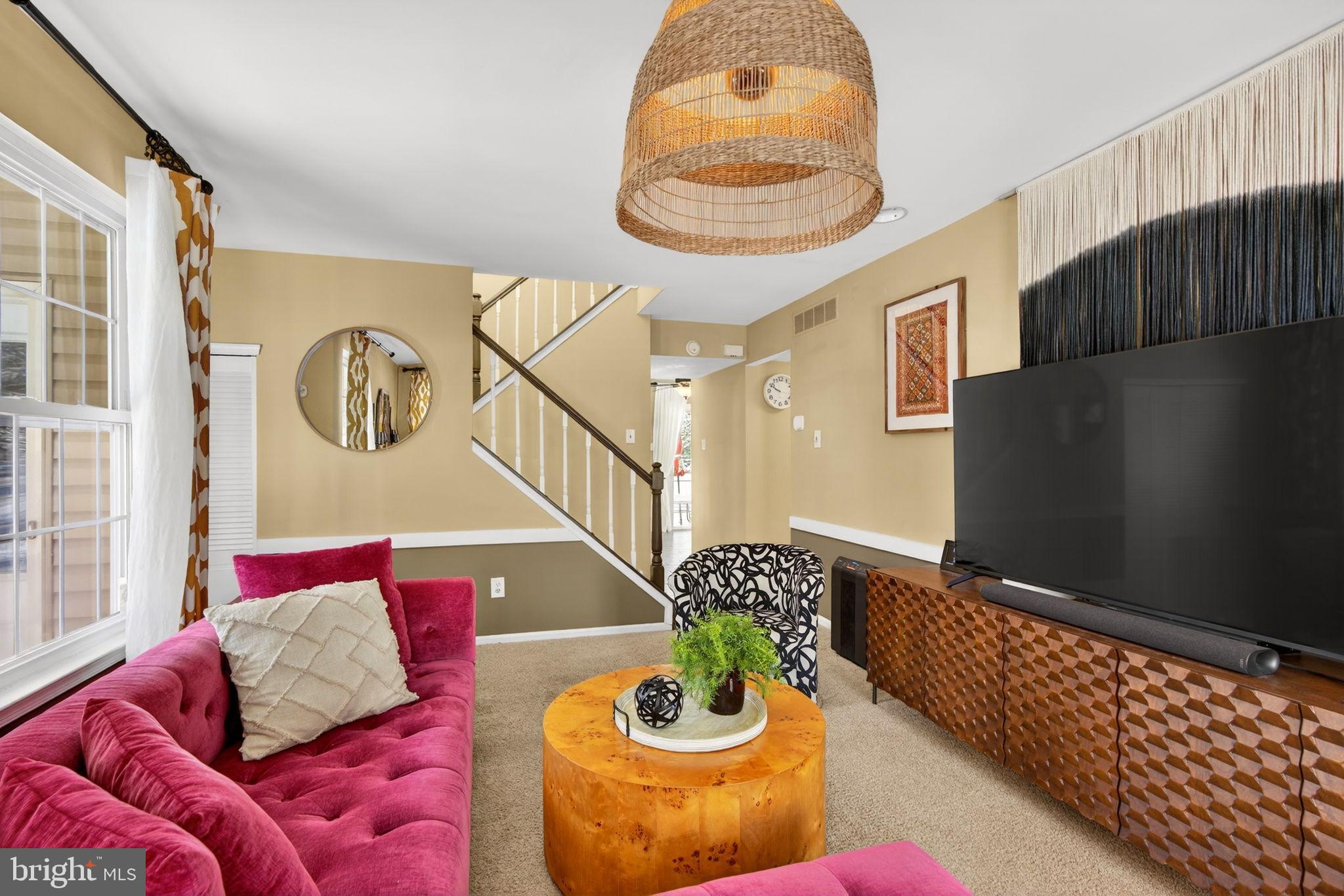 COUNTRY BEND - Residential