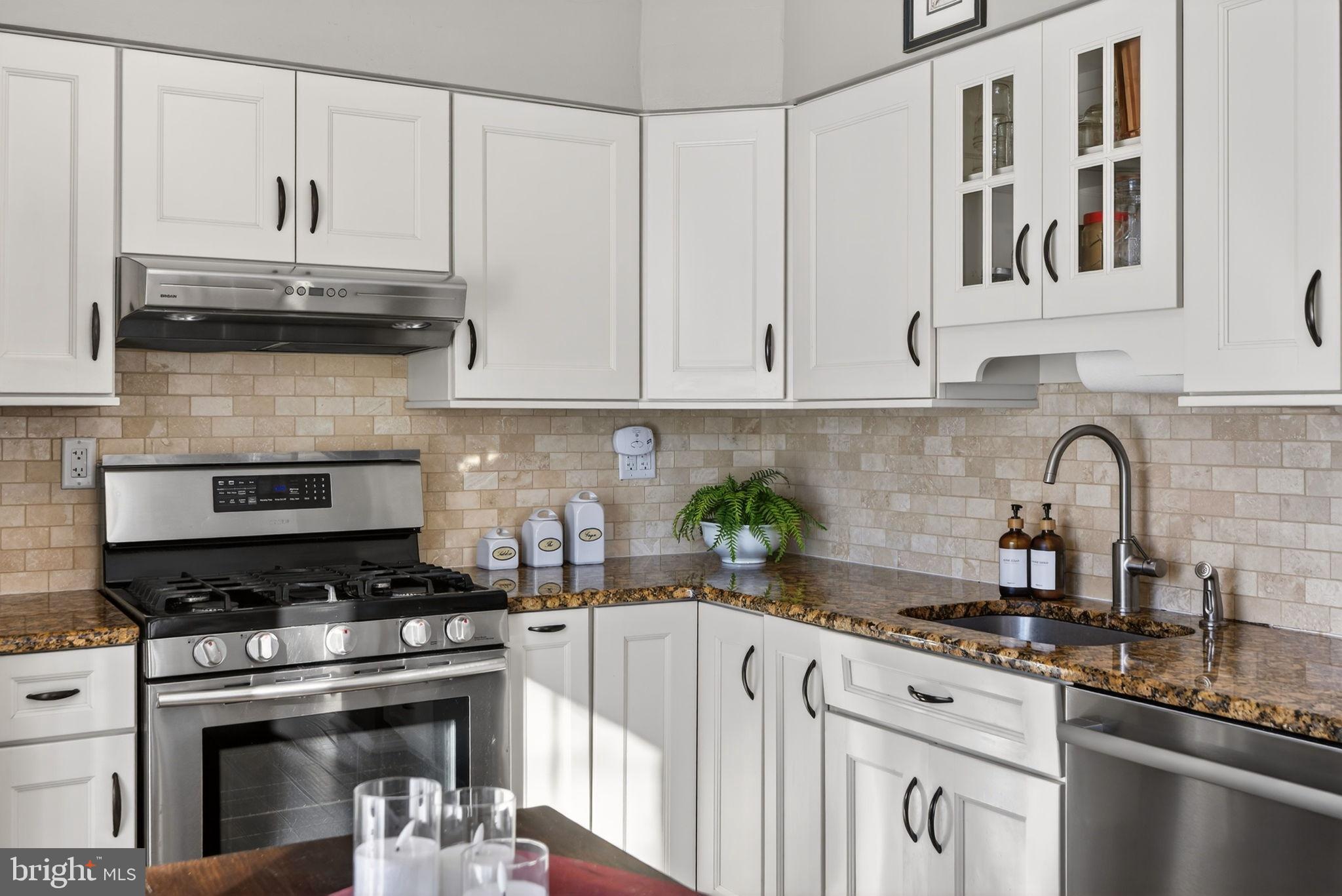 COUNTRY BEND - Residential