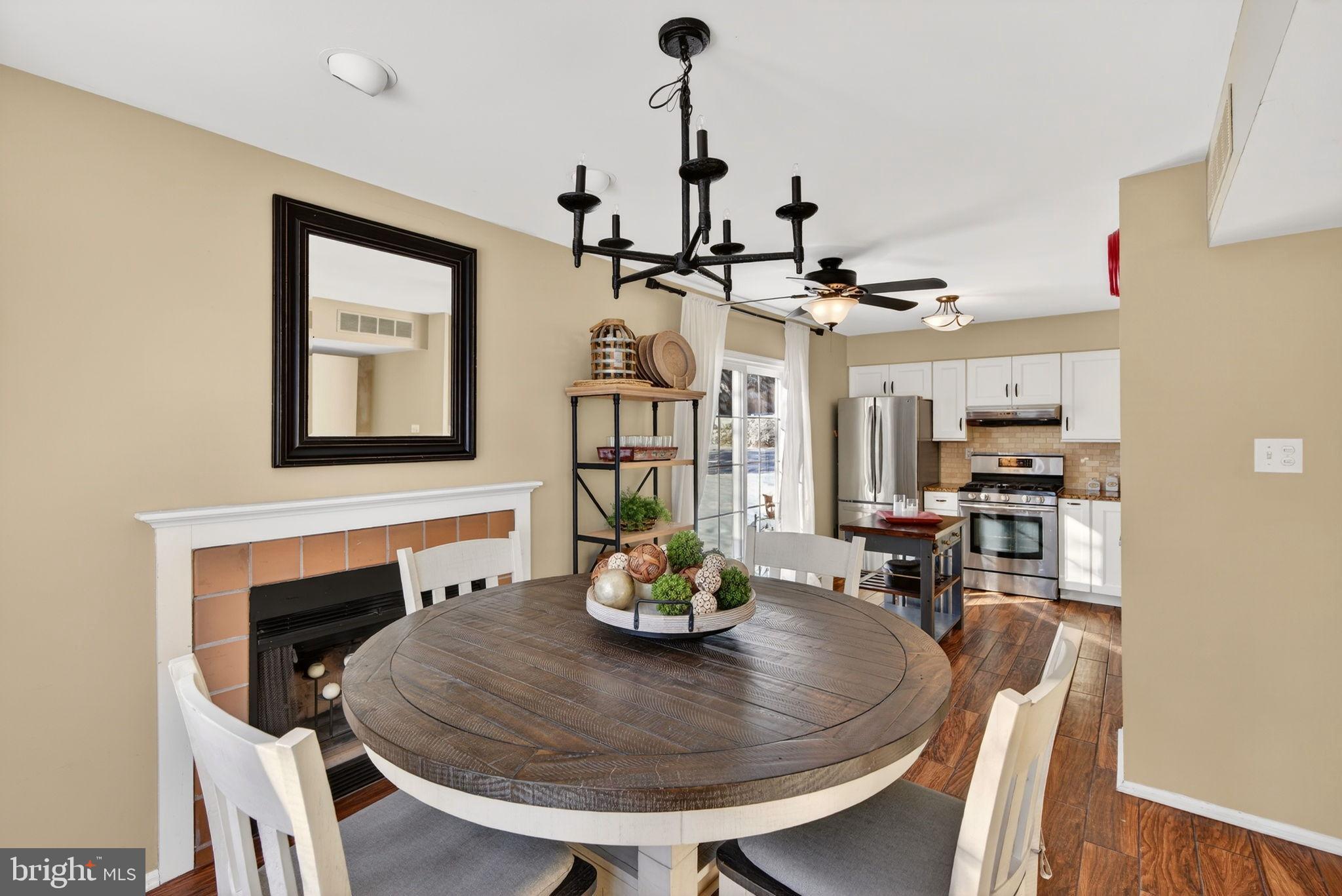 COUNTRY BEND - Residential