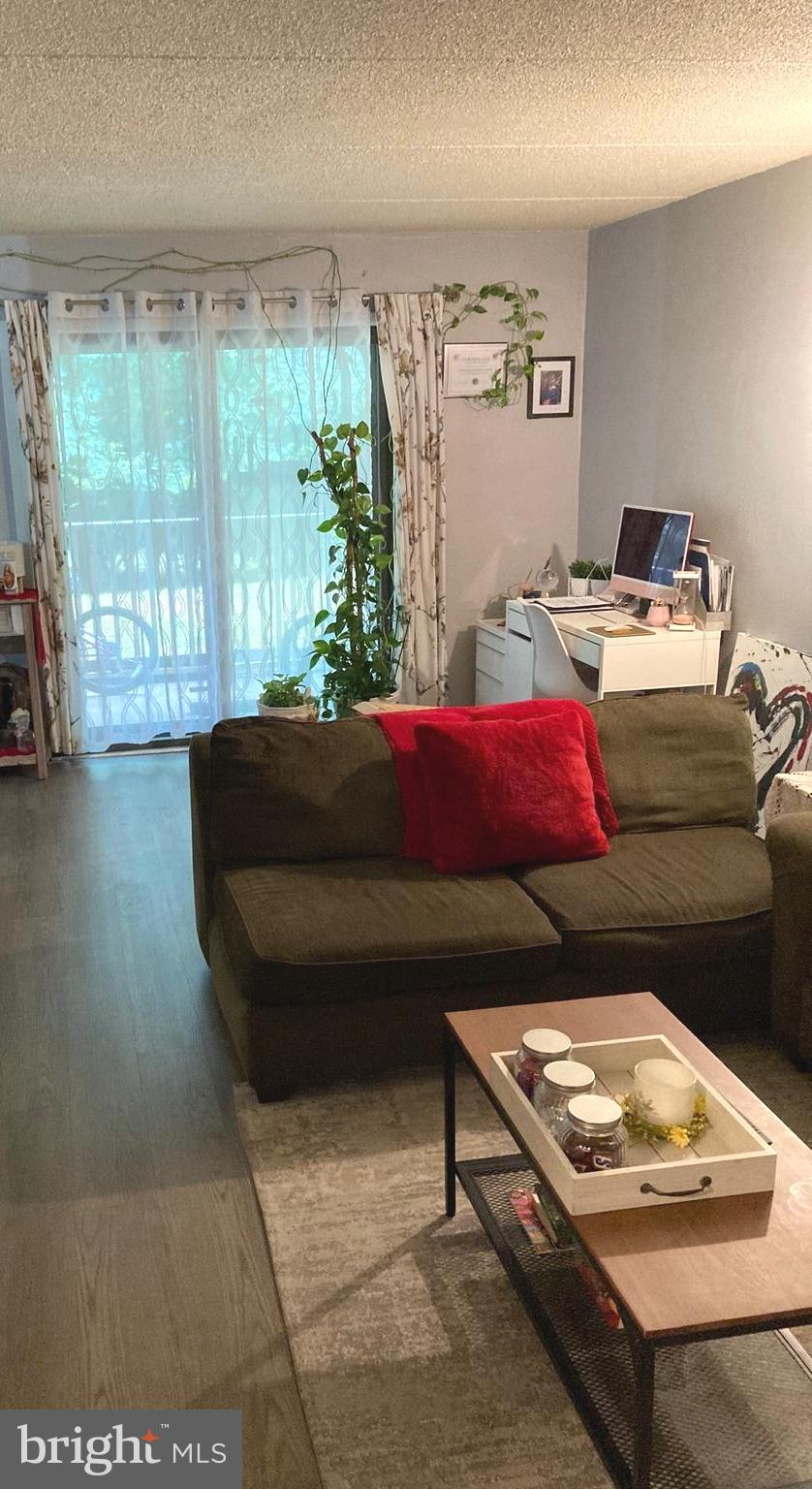 WOODMONT NORTH - Residential