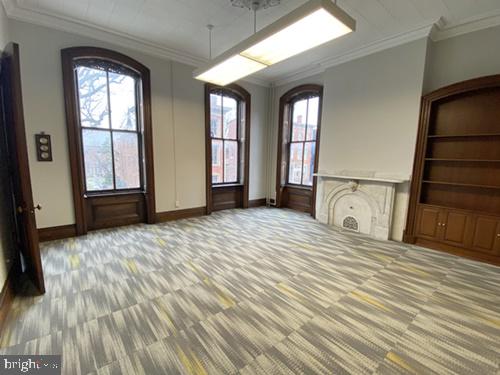 218 E MARKET STREET 2ND FLOOR