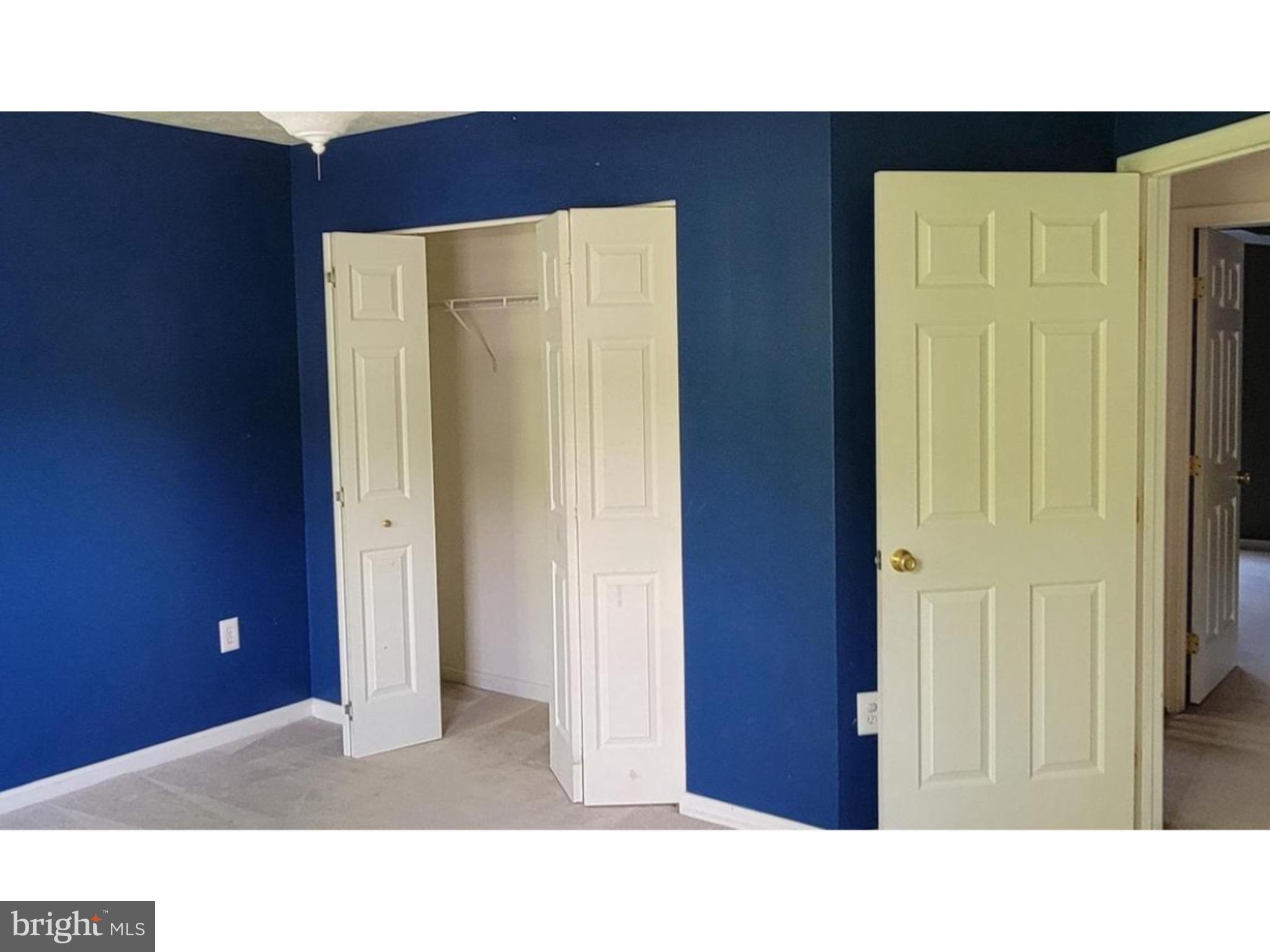 SEVEN OAKS - Residential Lease