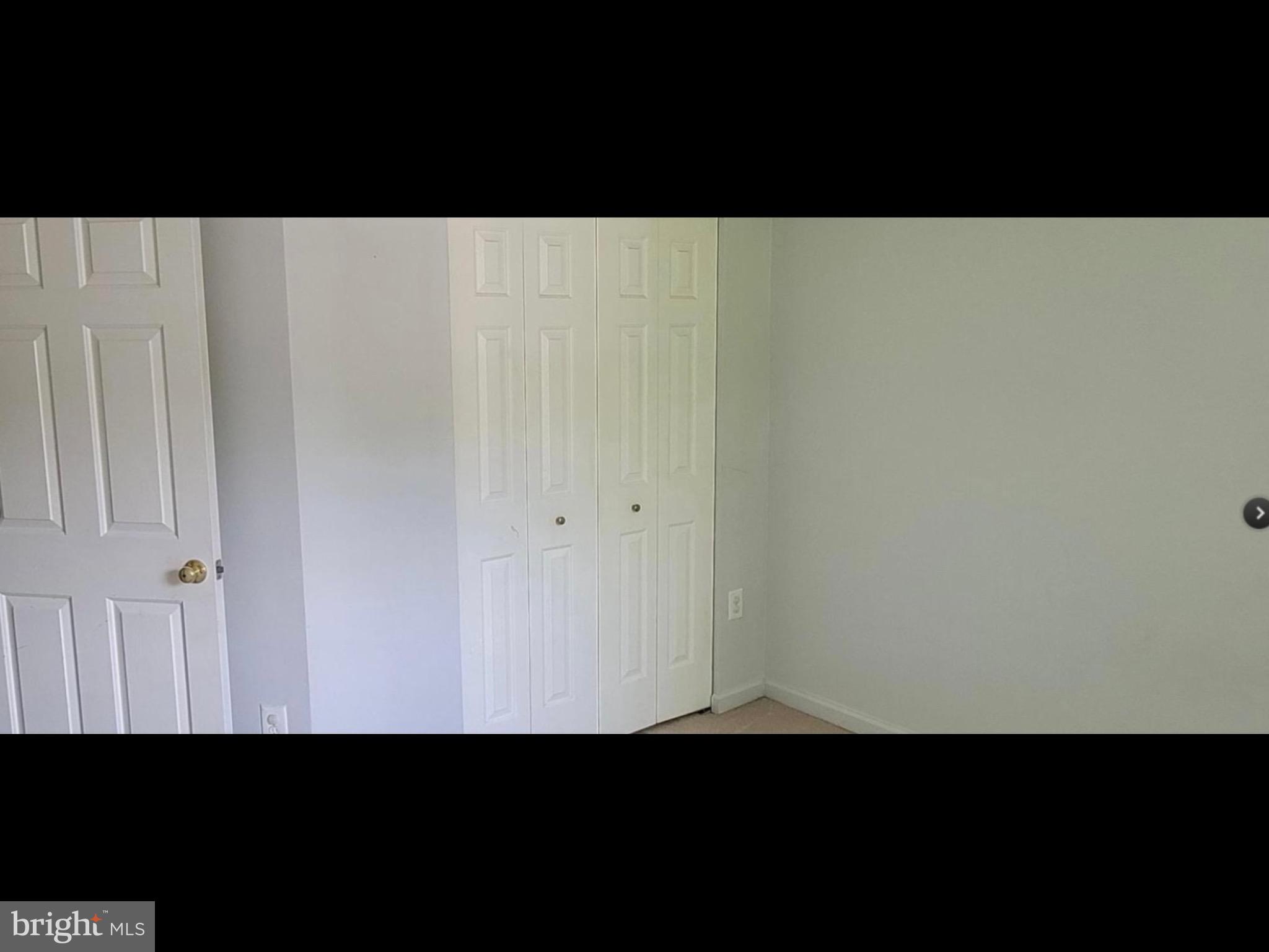 SEVEN OAKS - Residential Lease