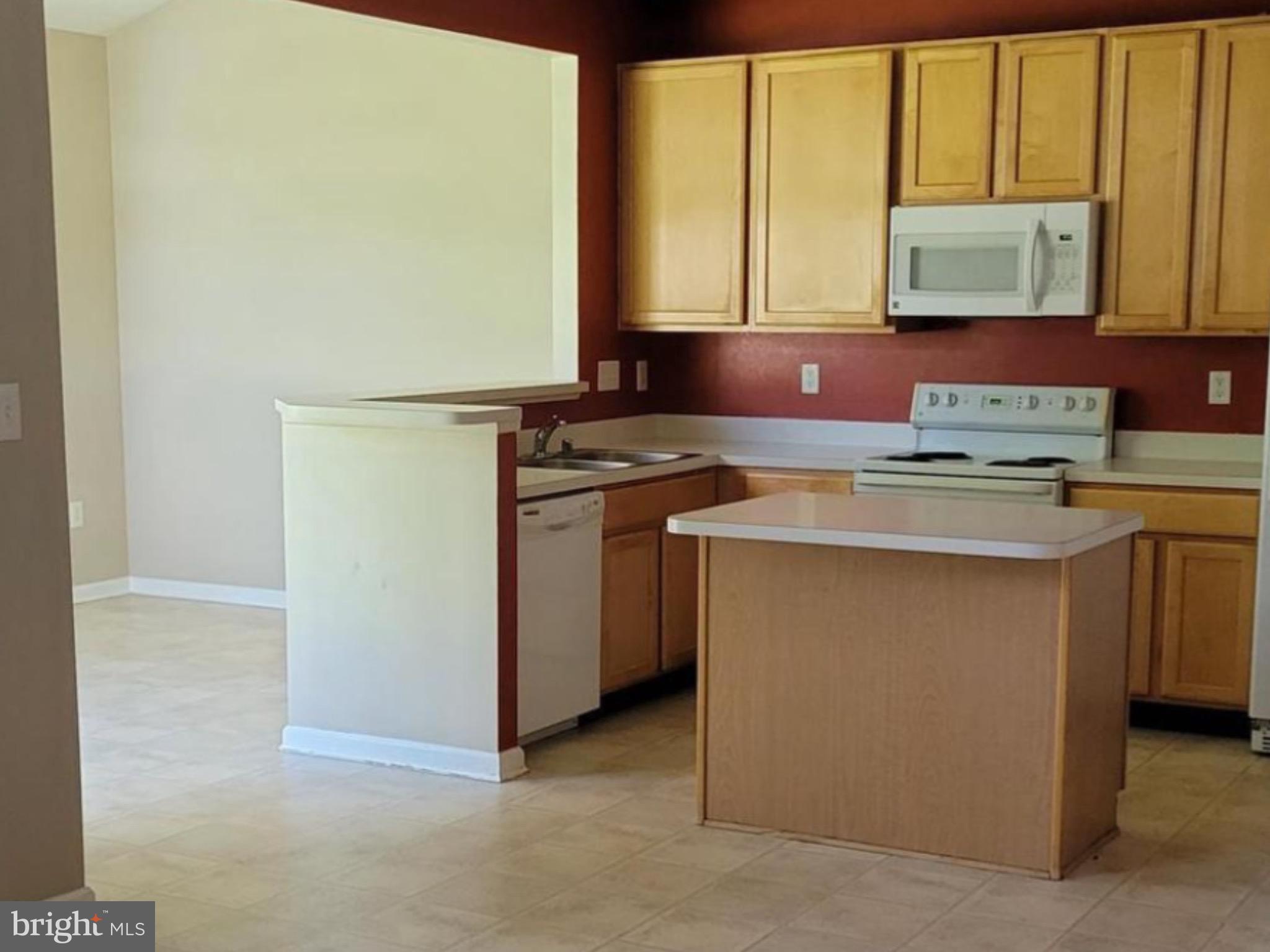 SEVEN OAKS - Residential Lease