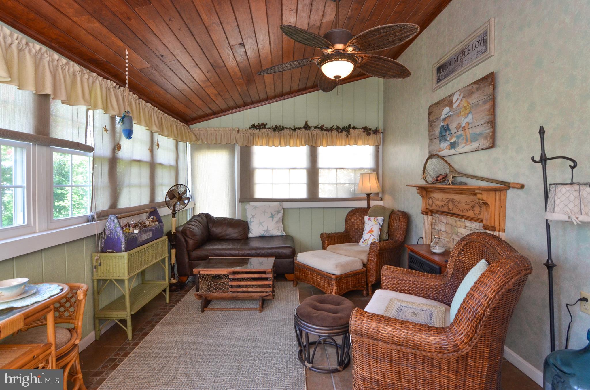 POTOMAC SHORES - Residential