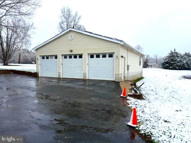 OLDE OAK FARM - Residential