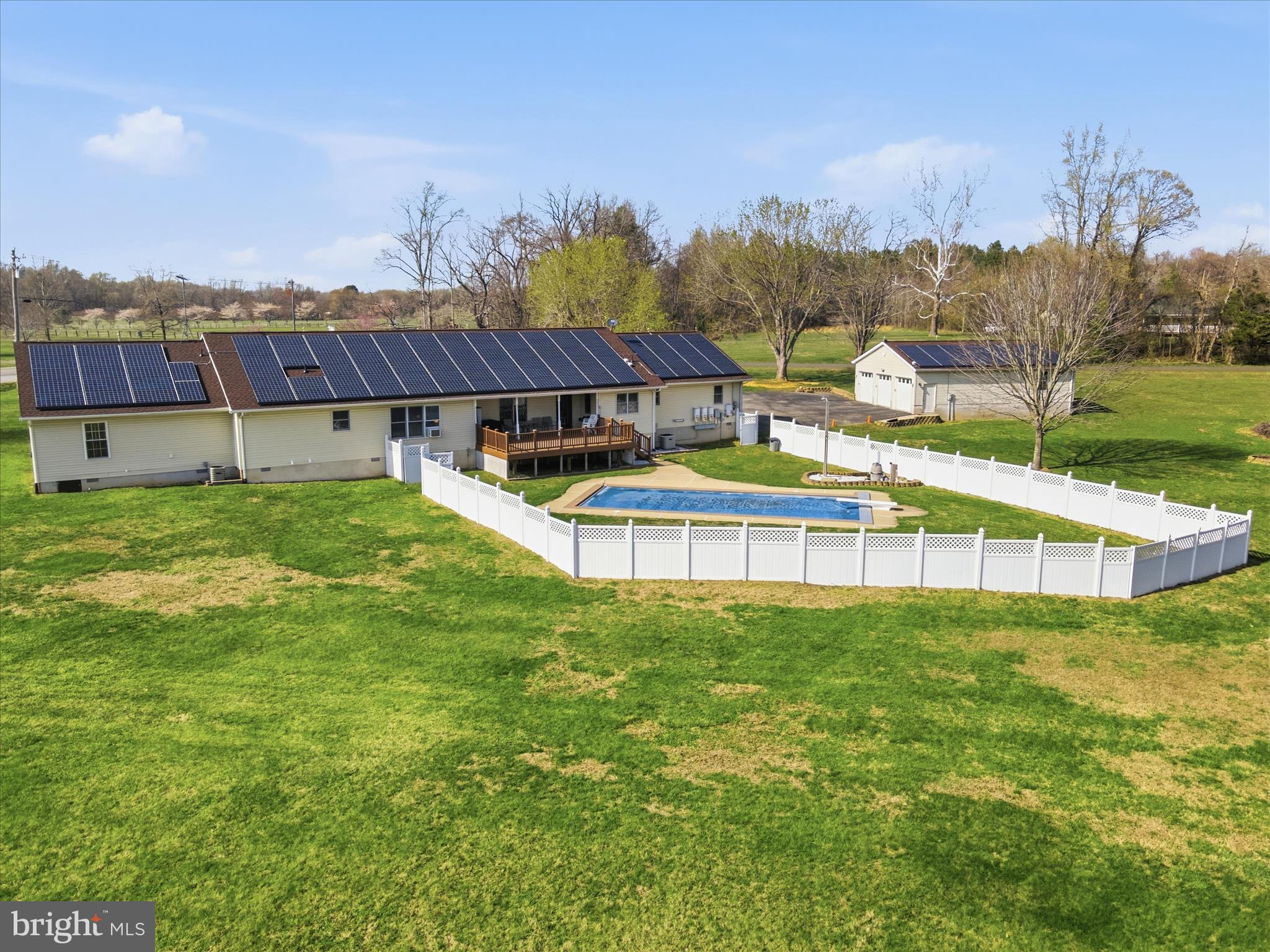 OLDE OAK FARM - Residential