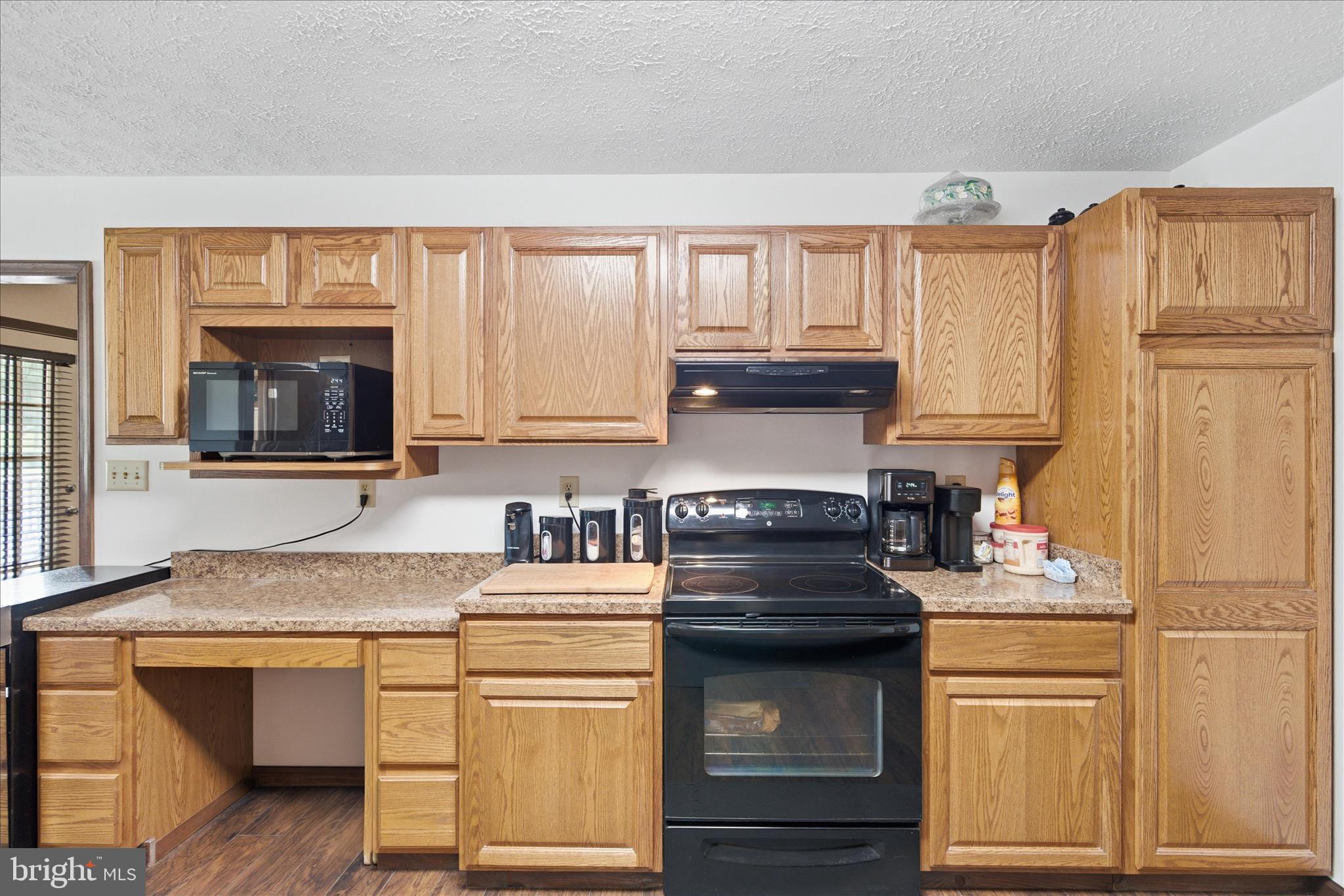 OLDE OAK FARM - Residential