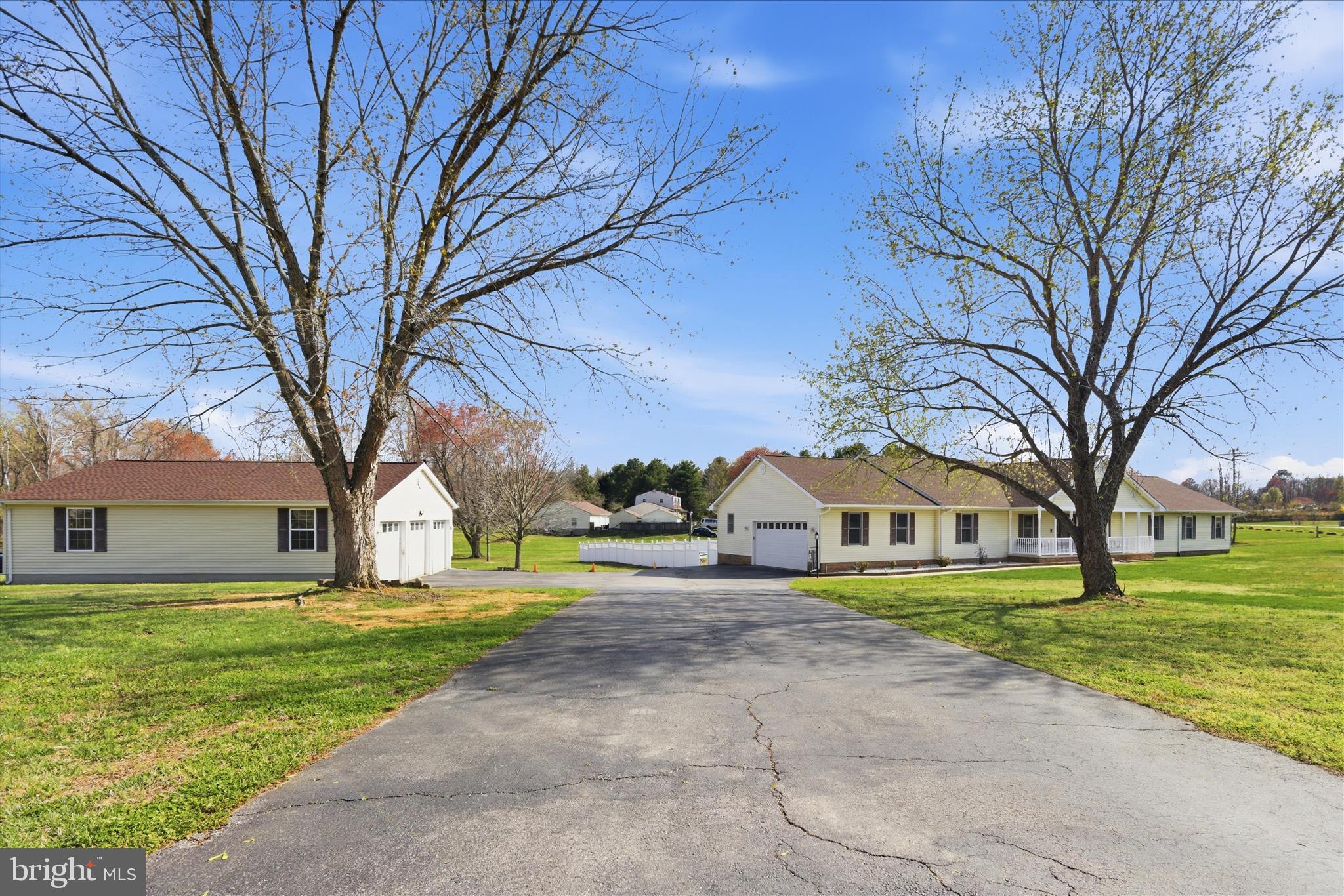 OLDE OAK FARM - Residential