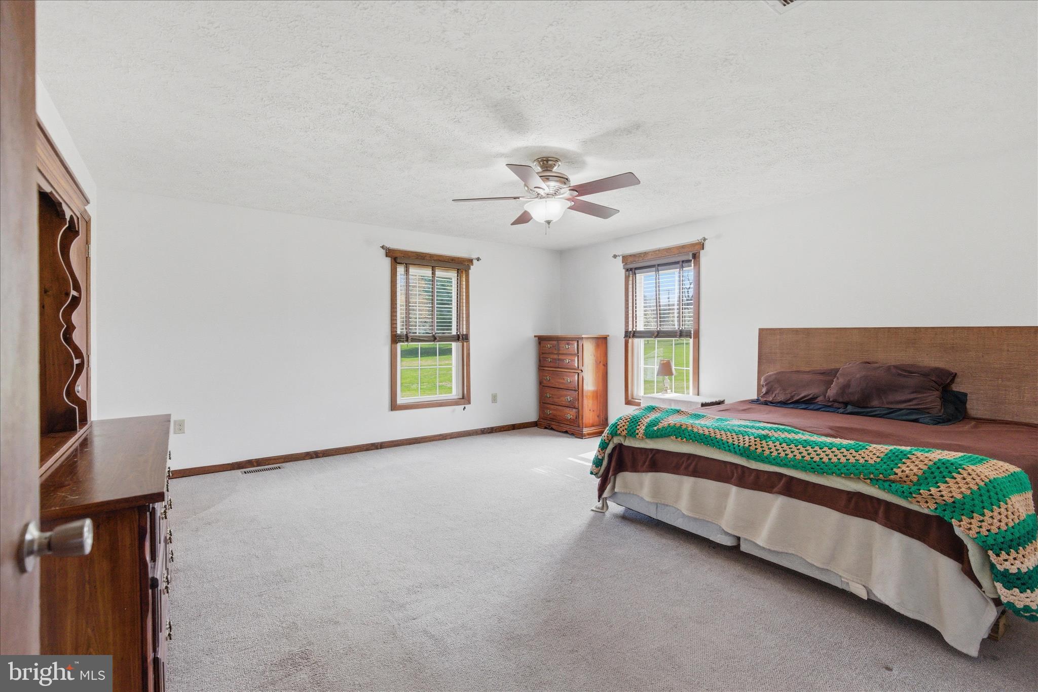 OLDE OAK FARM - Residential