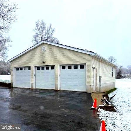 13301 OLDE OAK DRIVE