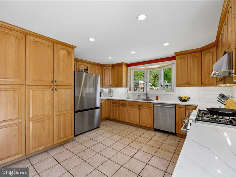 TWINBROOK FOREST - Residential