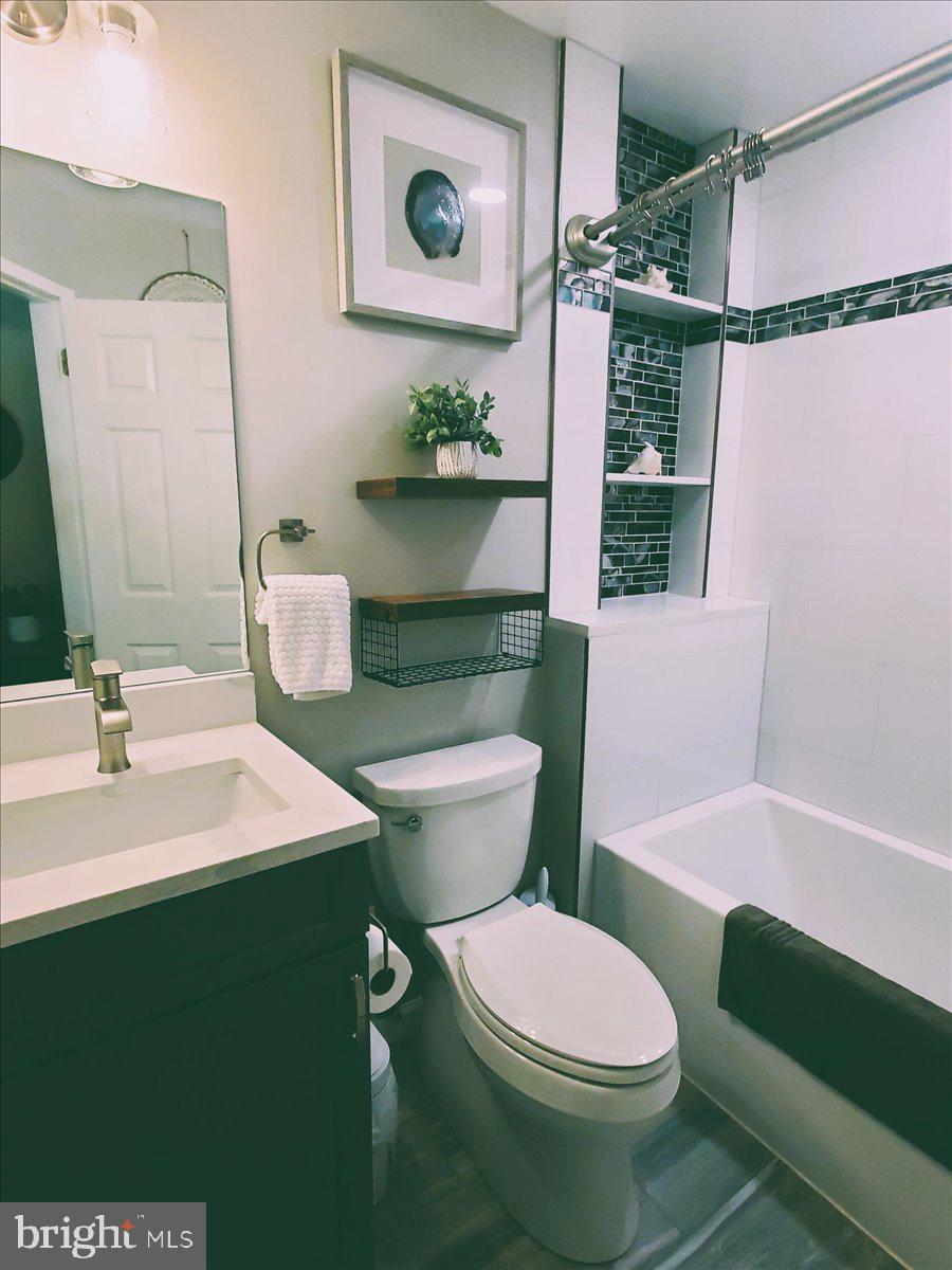 TWINBROOK FOREST - Residential