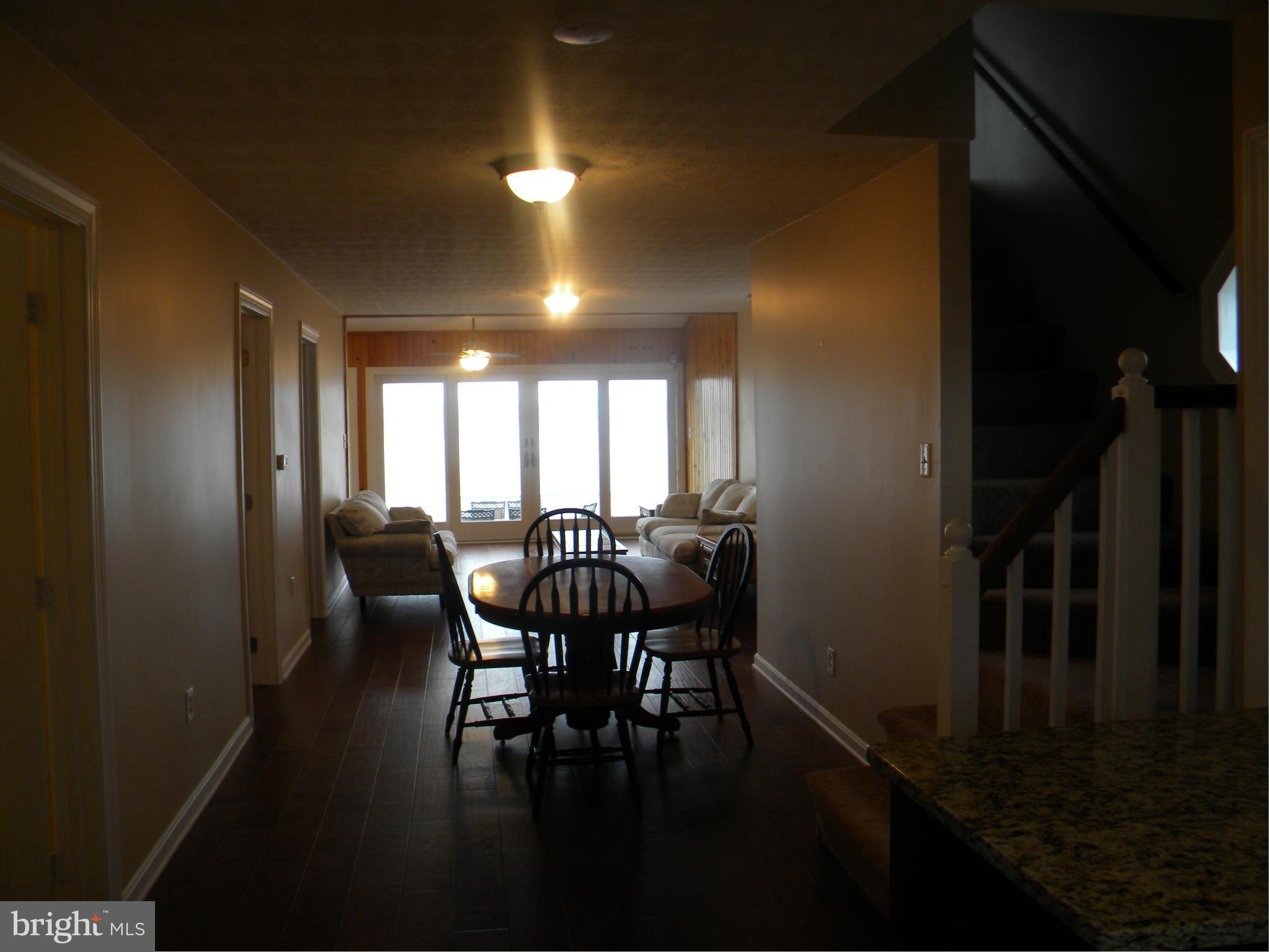 ESSEX - Residential Lease