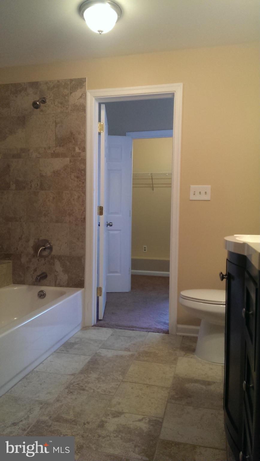 ESSEX - Residential Lease