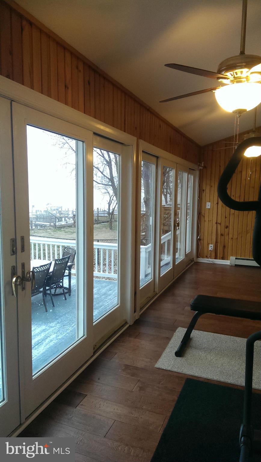 ESSEX - Residential Lease