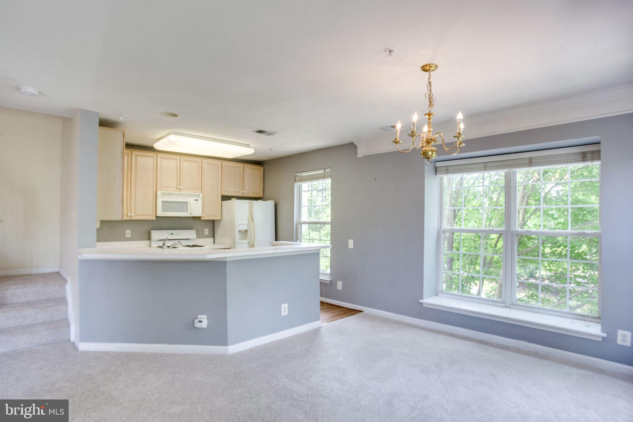 FAIR LAKES - Residential