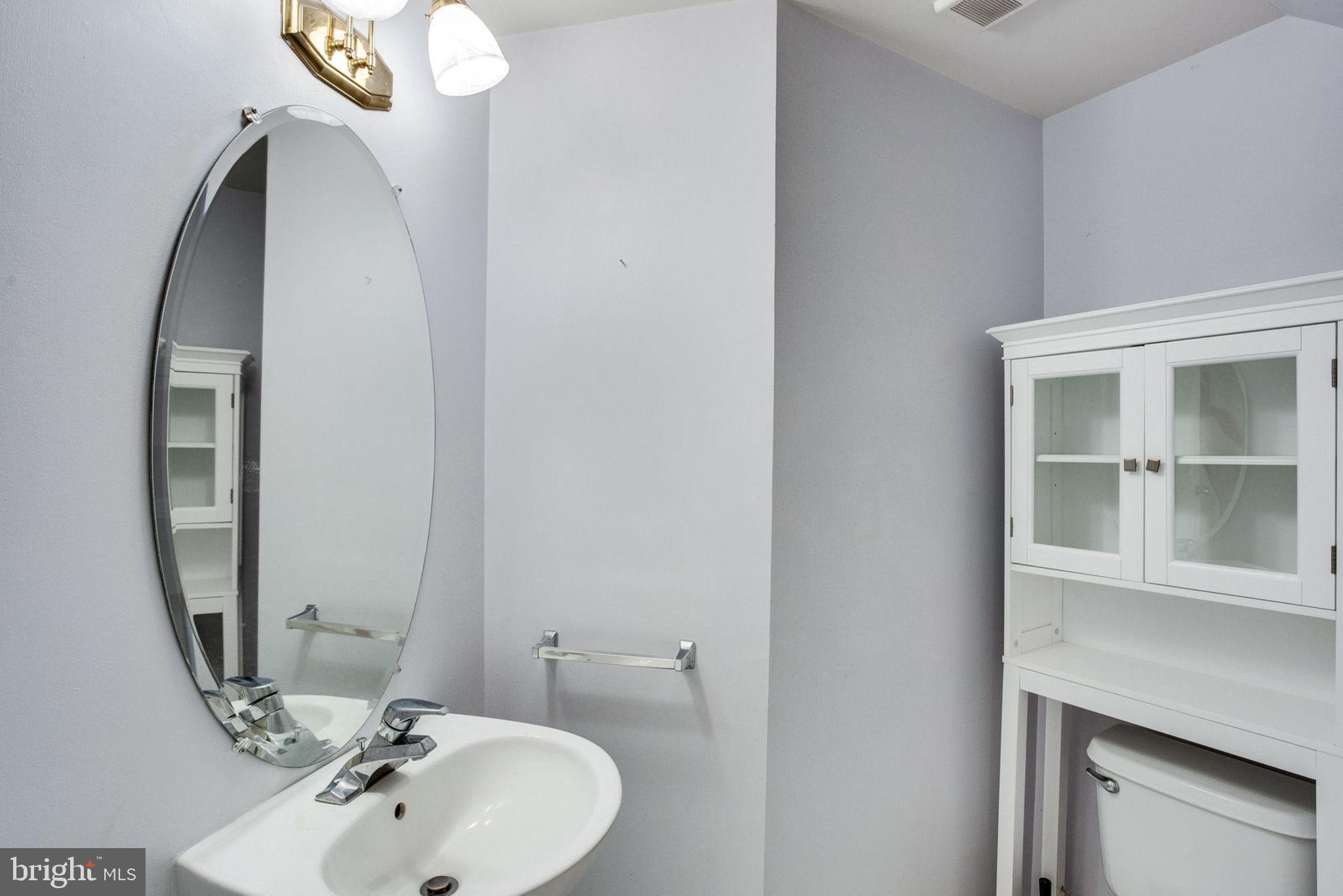 FAIR LAKES - Residential