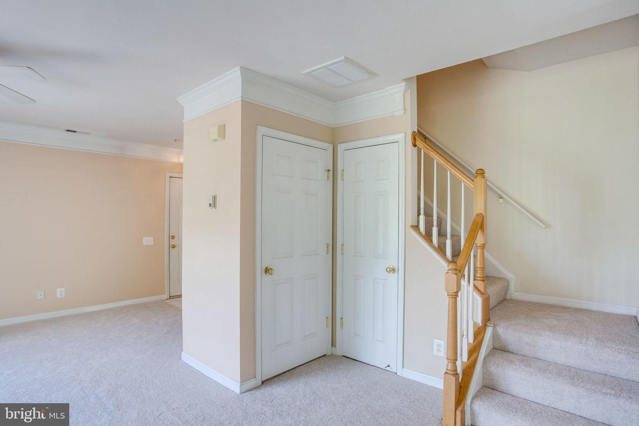 FAIR LAKES - Residential