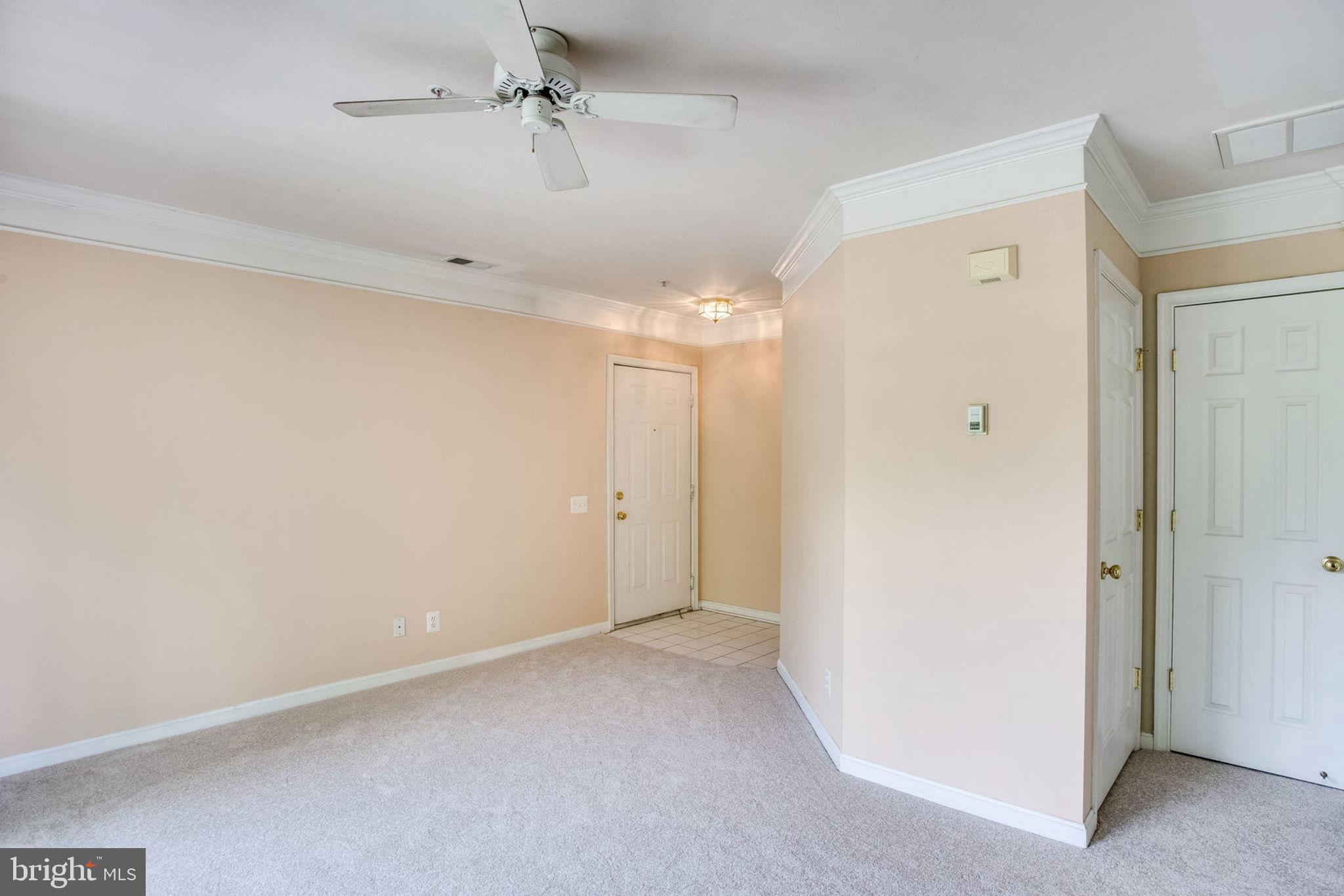 FAIR LAKES - Residential