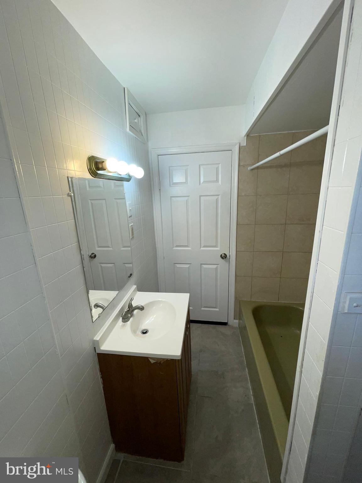 FRANKFORD - Residential
