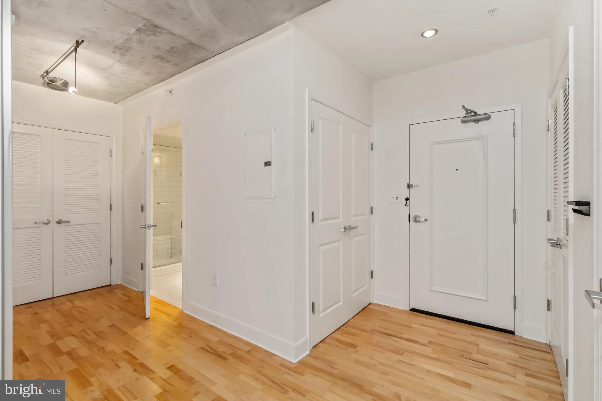 Baltimore, Maryland 21202, United States, 1 Bedroom Bedrooms, ,1 BathroomBathrooms,Residential,Active,92396