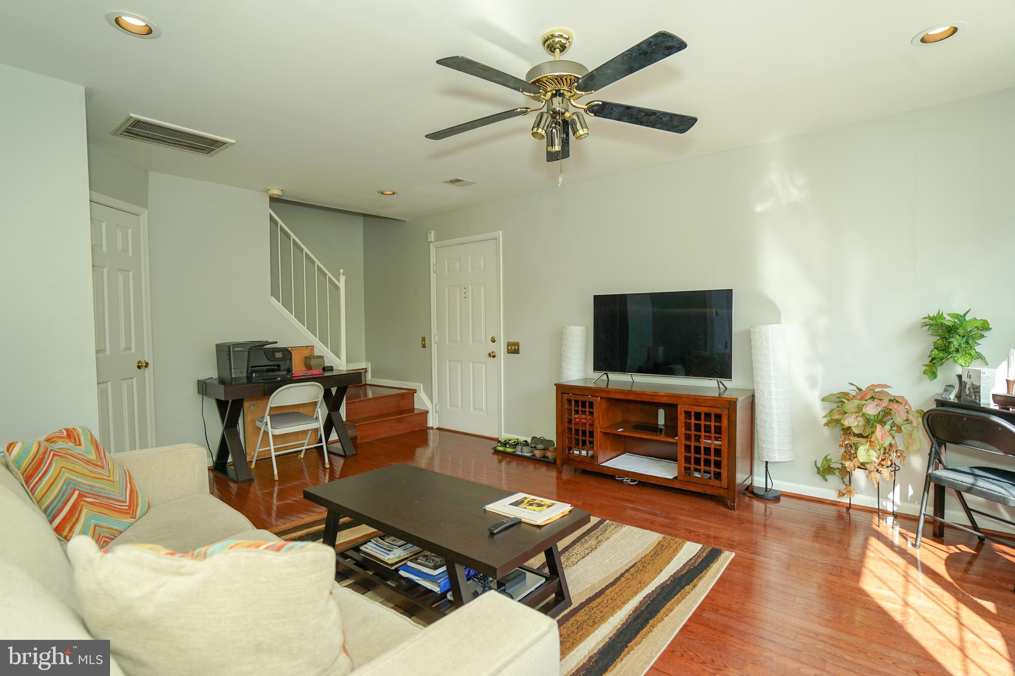 BULL RUN CONDO - Residential Lease