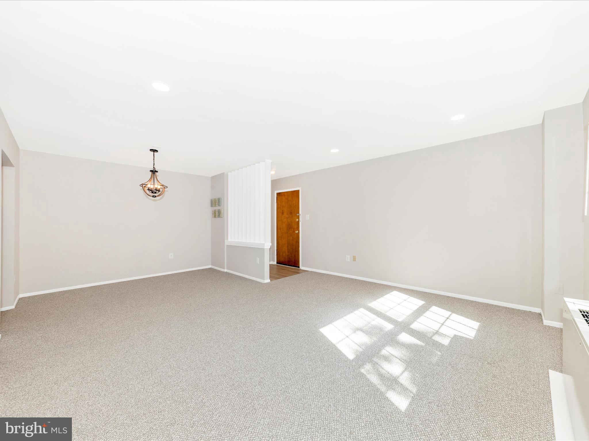 MONTPELIER VILLAGE - Residential Lease