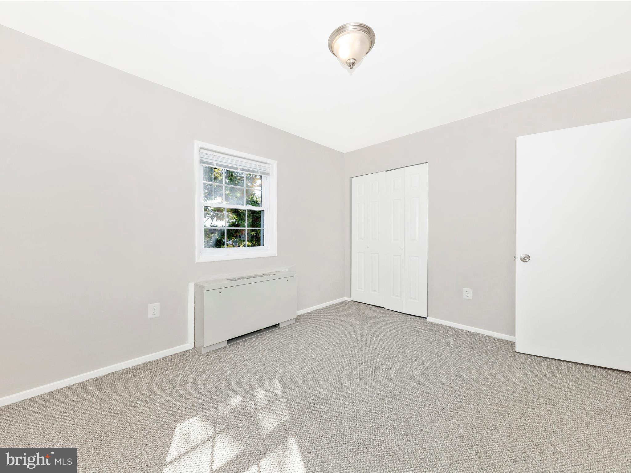 MONTPELIER VILLAGE - Residential Lease