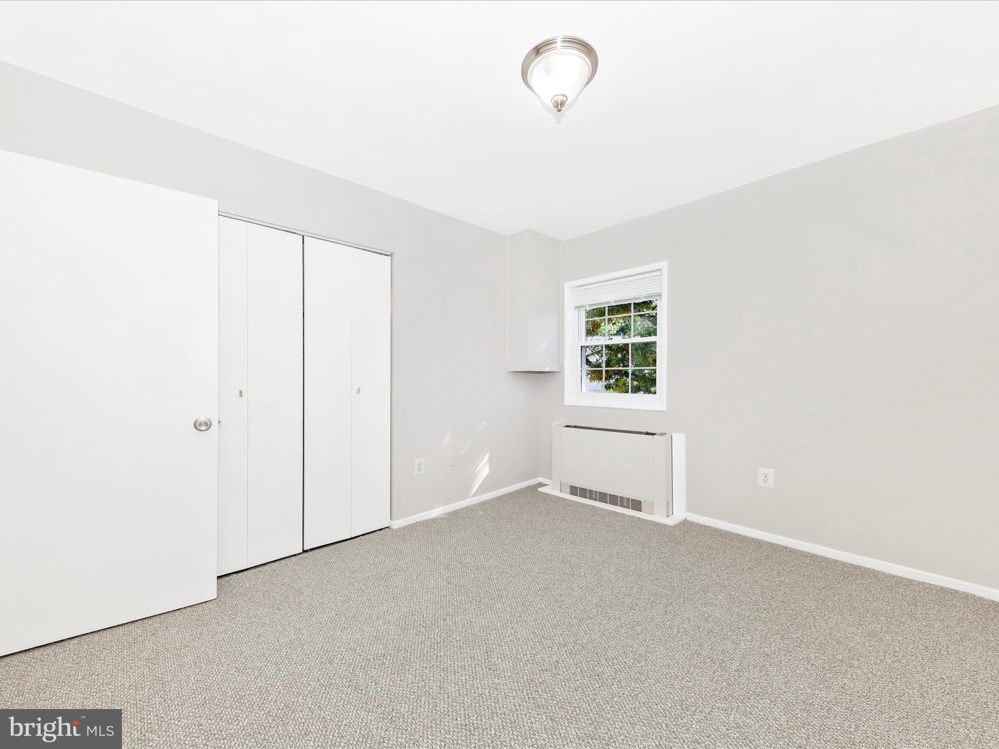 MONTPELIER VILLAGE - Residential Lease