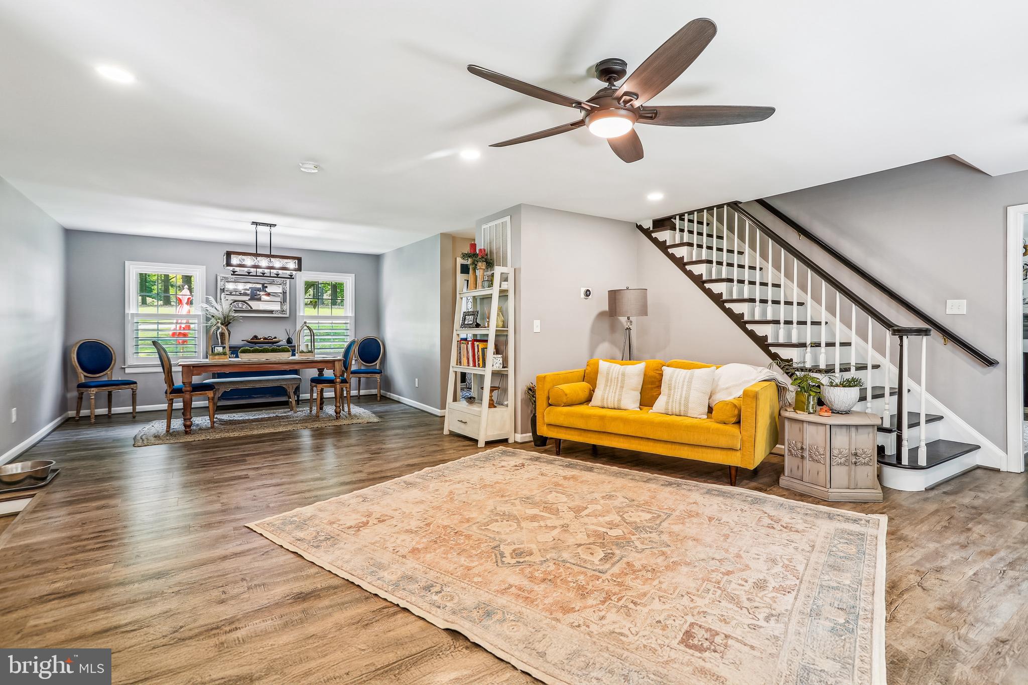 8730 MAPLEVILLE