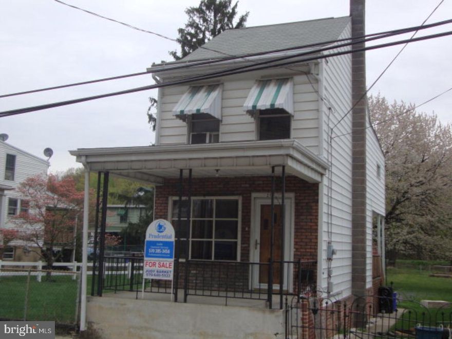 Single home, walking distance to town, great home or investment property. Appliances relatively new, unfinished attic, foundation redone under 1 year. Possible off street parking. Mailing Address Continued: Minersville Amp: 100