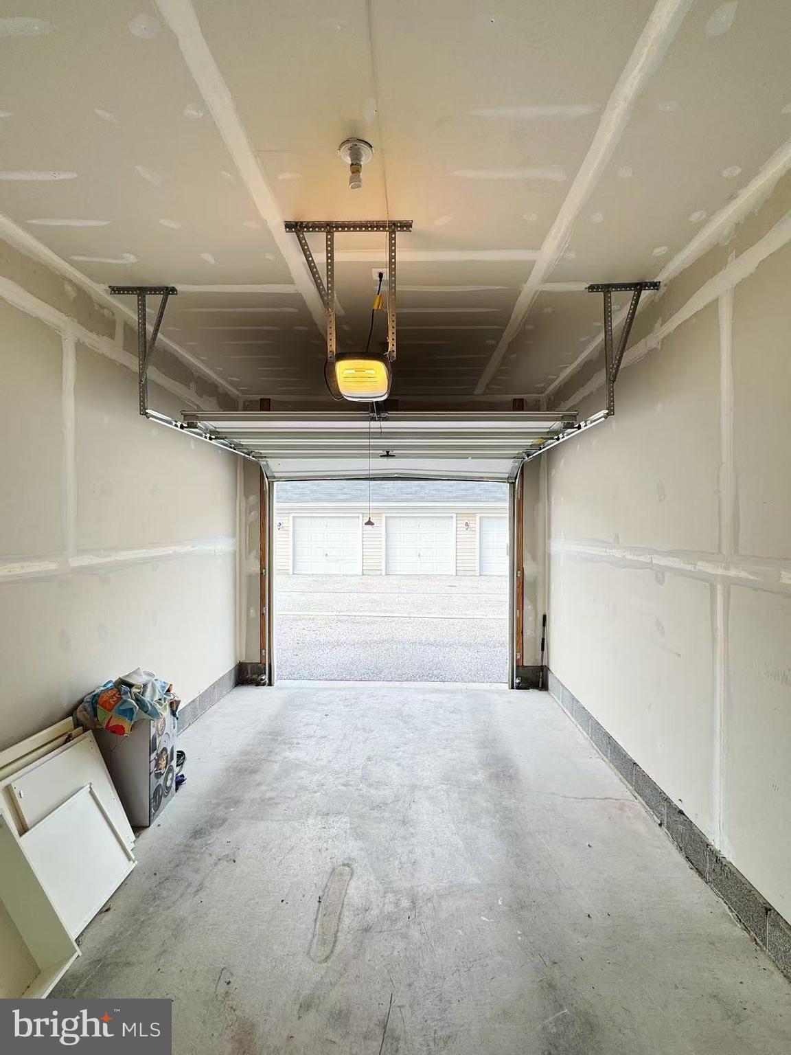 HIGHLANDS AT QUARRY LAKE - Residential