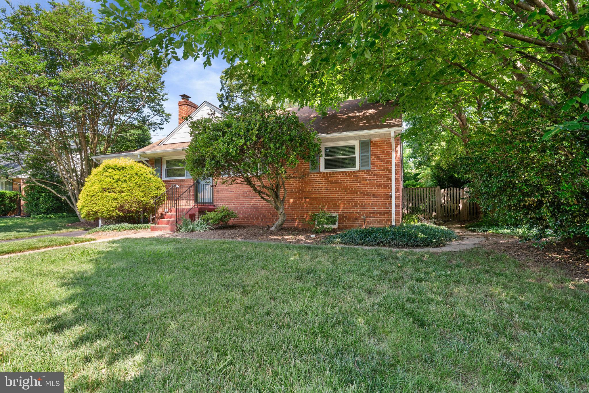 7222 WAYNE DRIVE