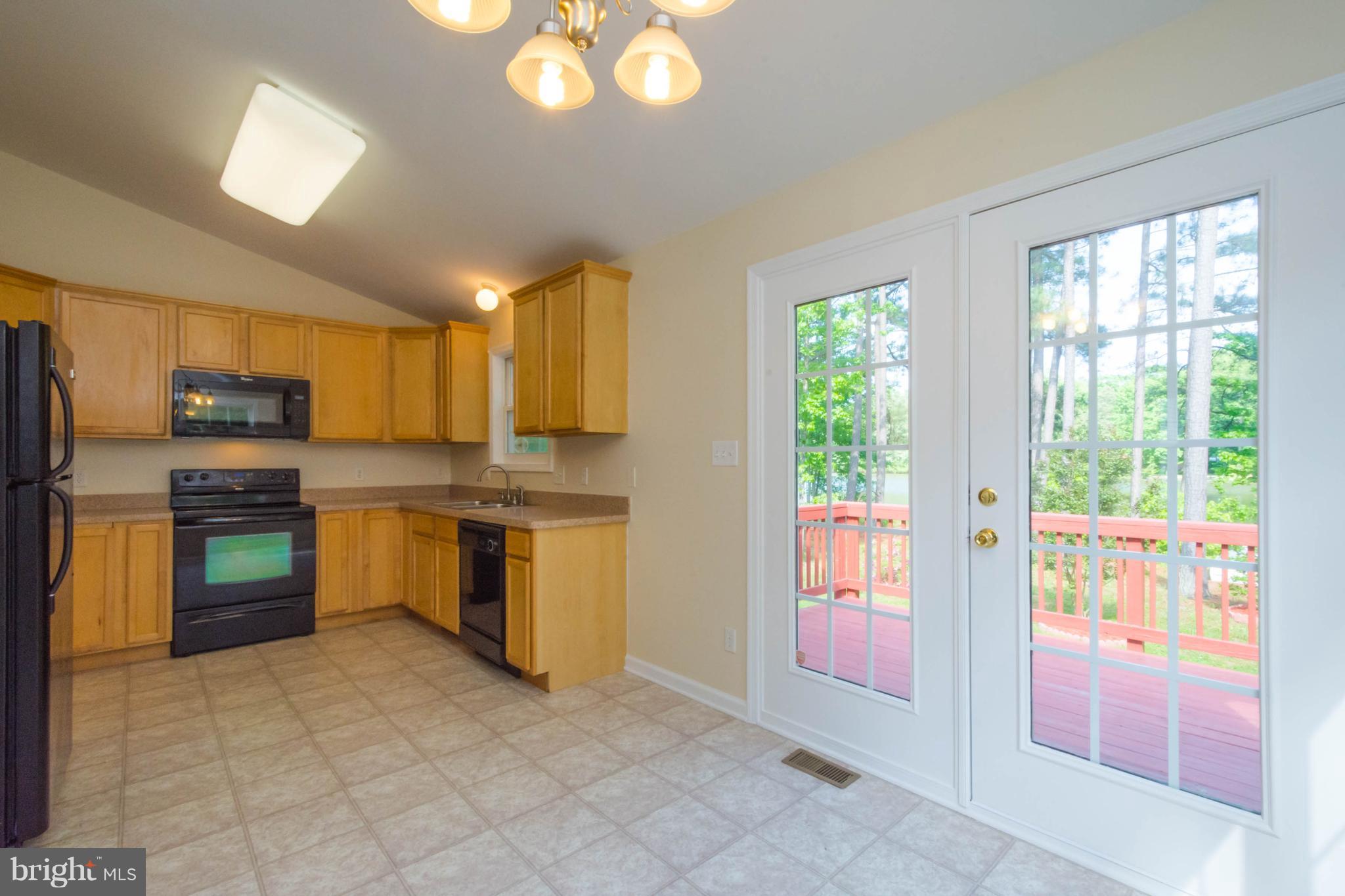 LAKE LAND OR - Residential