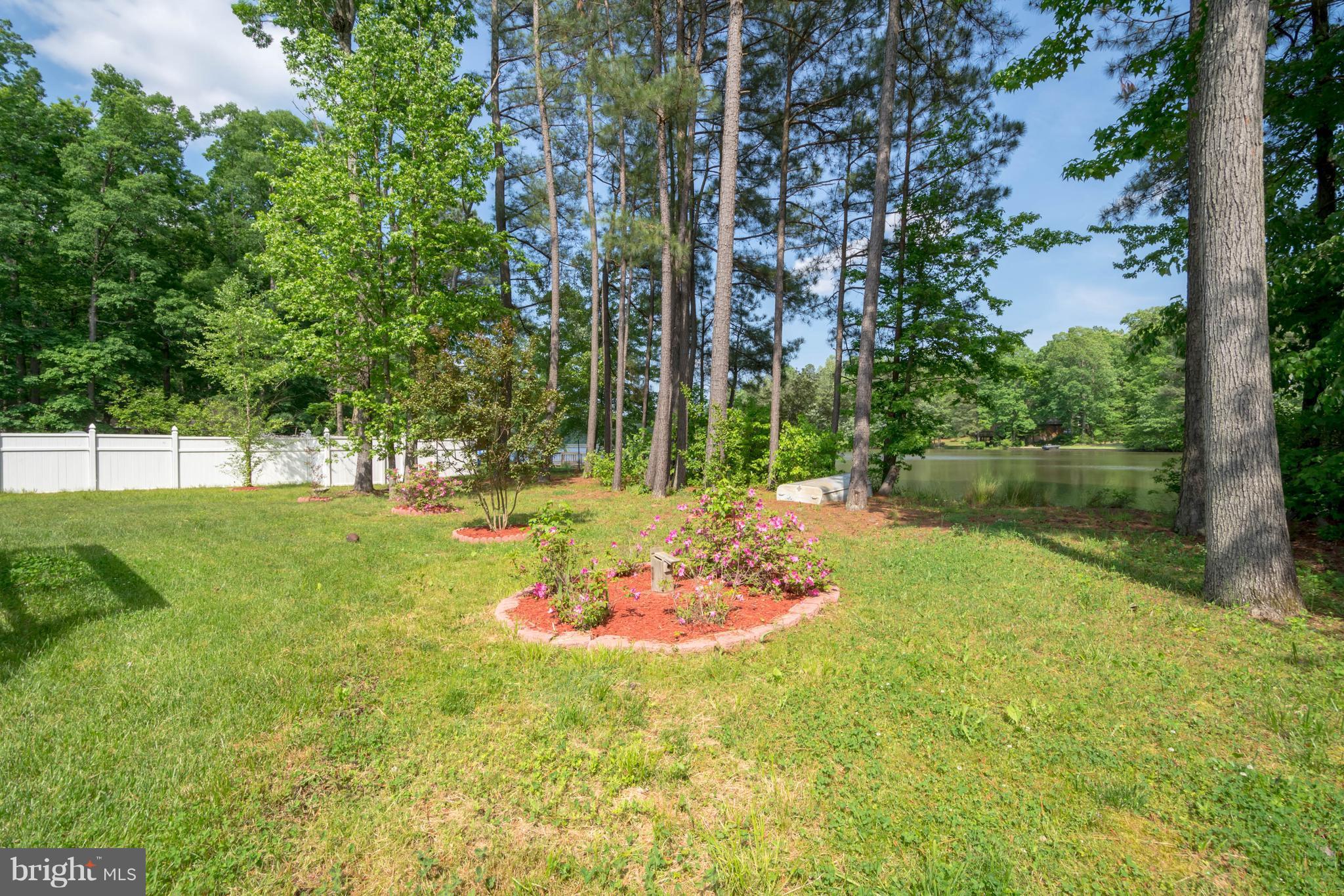 LAKE LAND OR - Residential